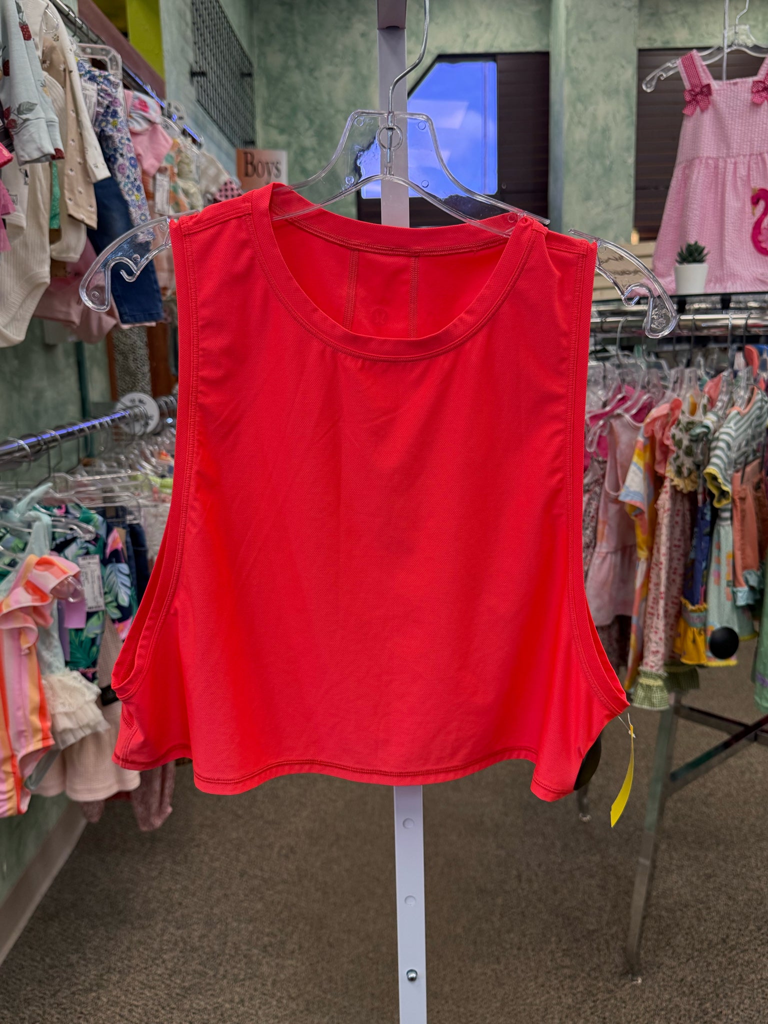 Pre-owned Lululemon Neon coral Size L Sleeveless Tank Top