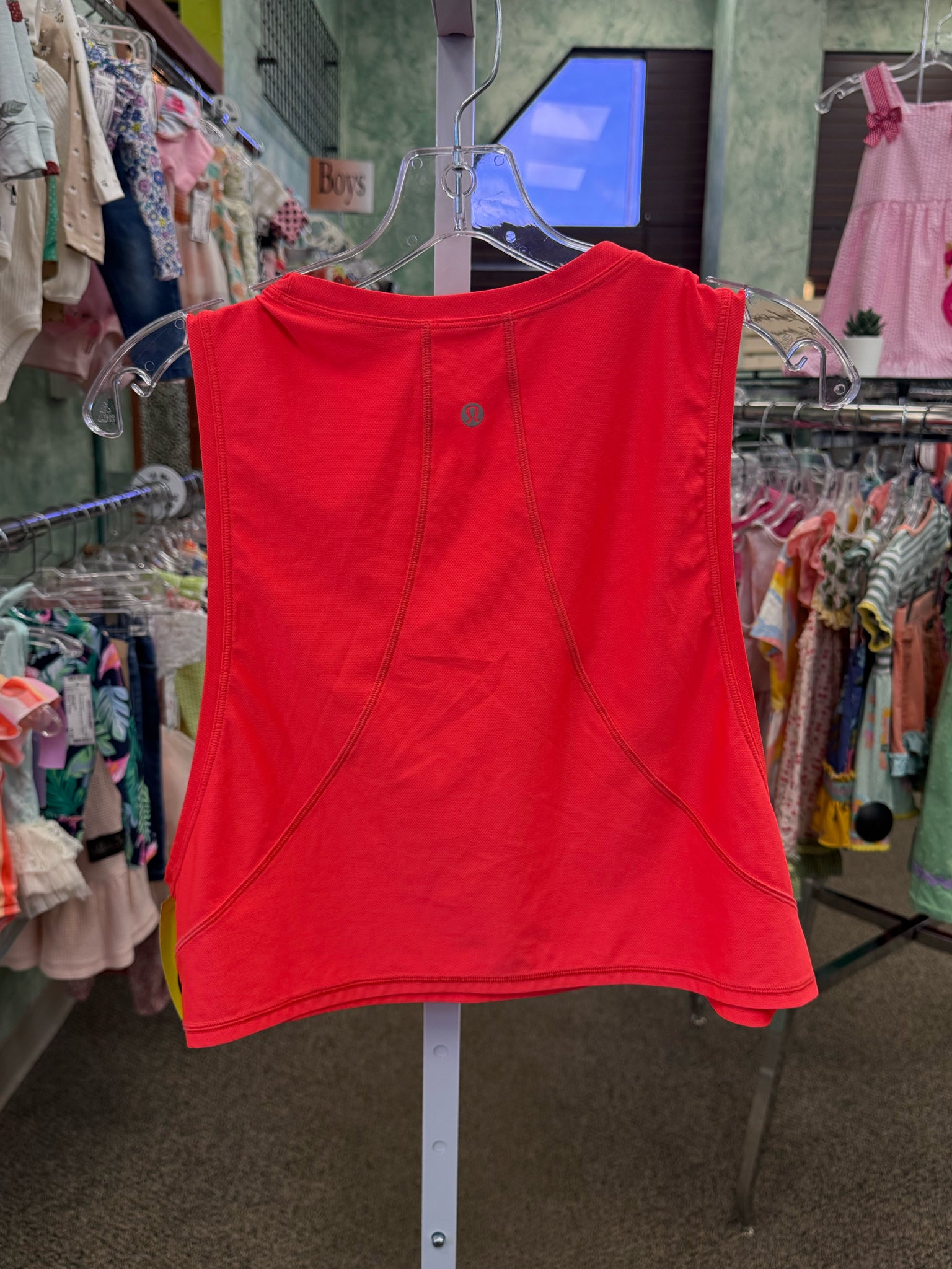 Pre-owned Lululemon Neon coral Size L Sleeveless Tank Top
