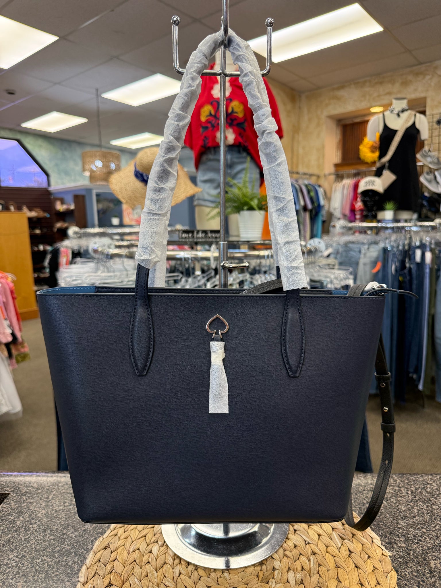 New with Tag KATE SPADE Navy Shoulder Designer Purse