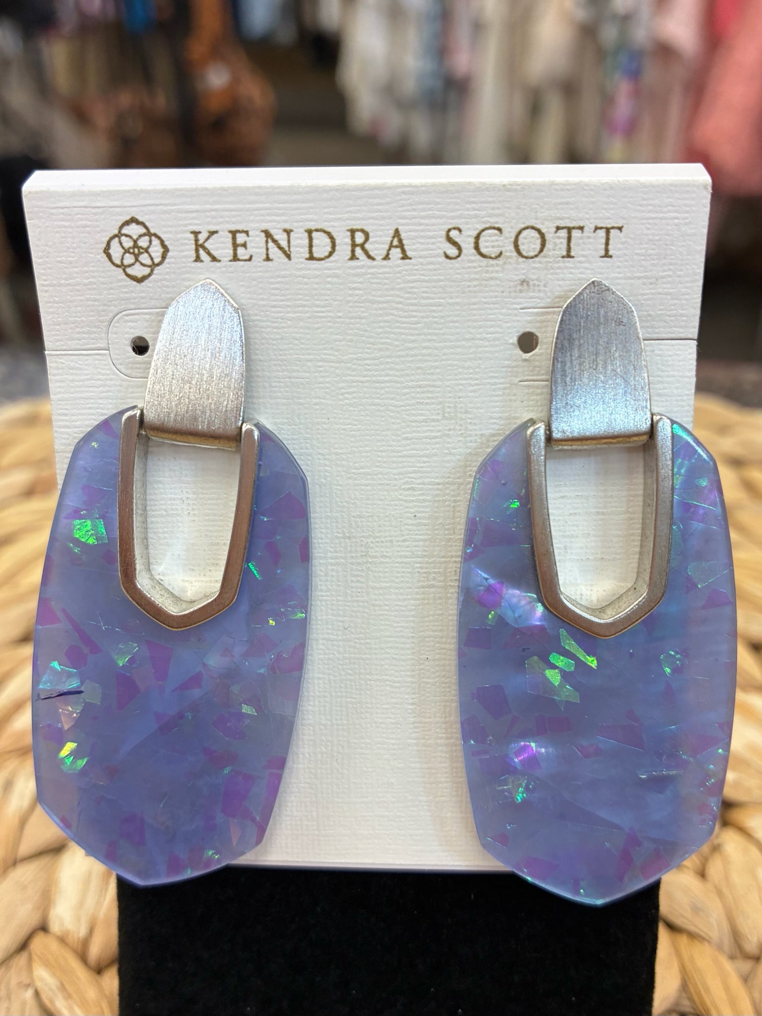 Pre-owned KENDRA SCOTT Lavender Silver Trim Designer Earring