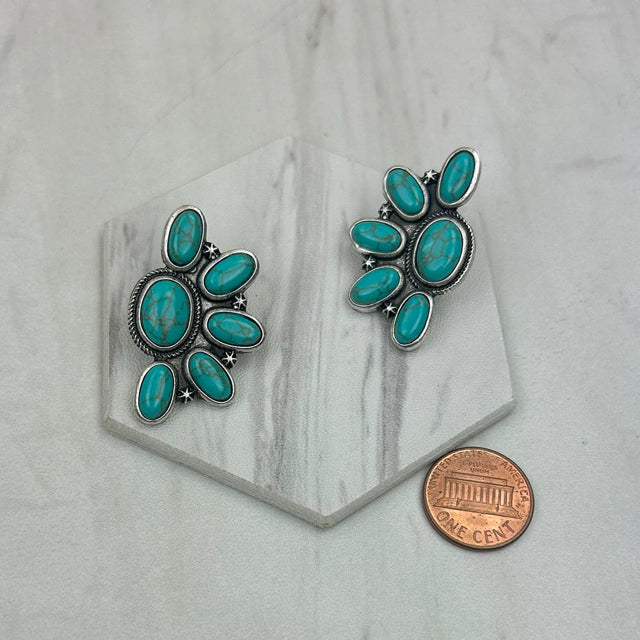 New WESTERN Turquoise Silver Trim Earring