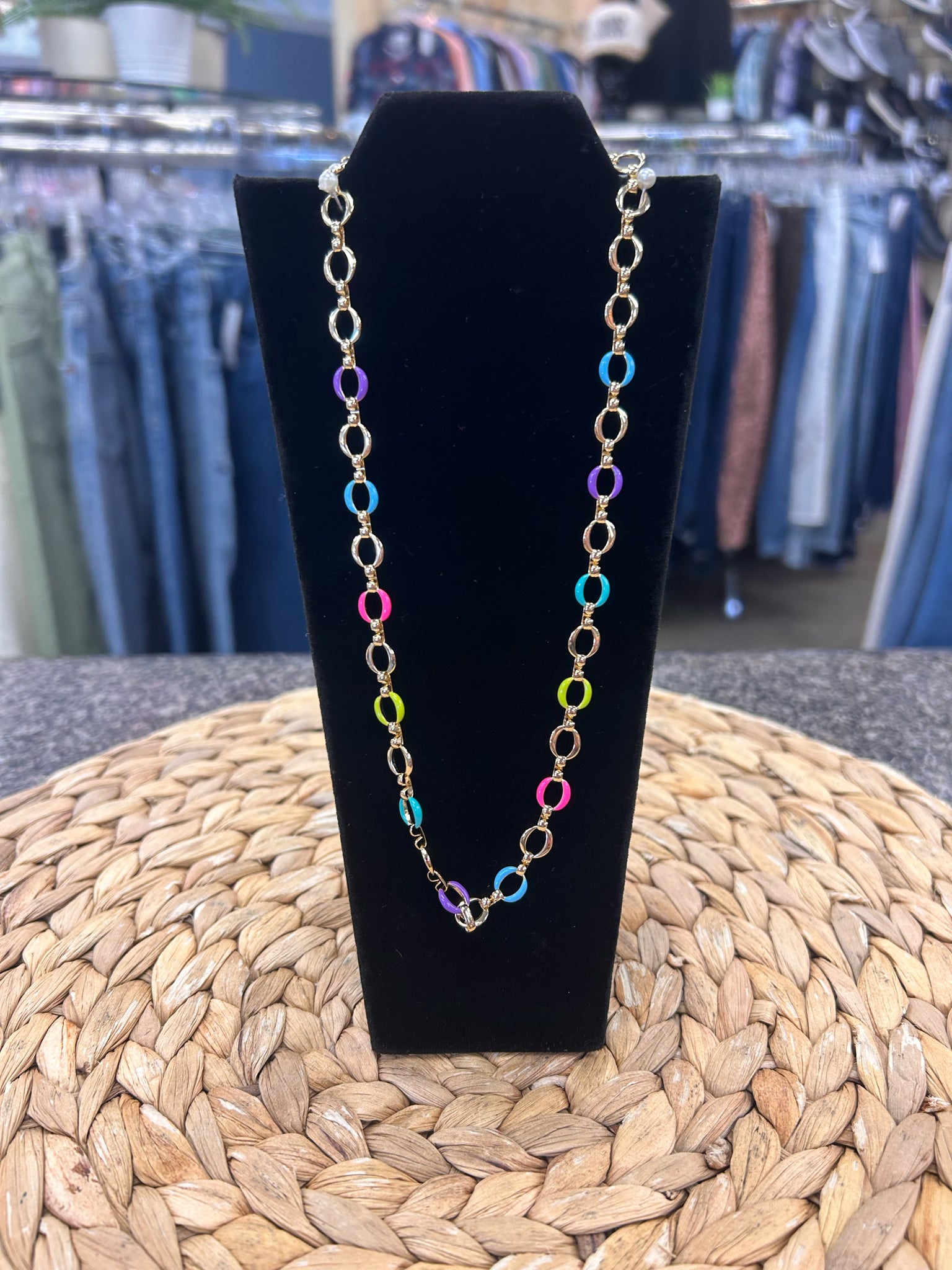 Pre-owned KENDRA SCOTT Multi Blend Designer Necklace