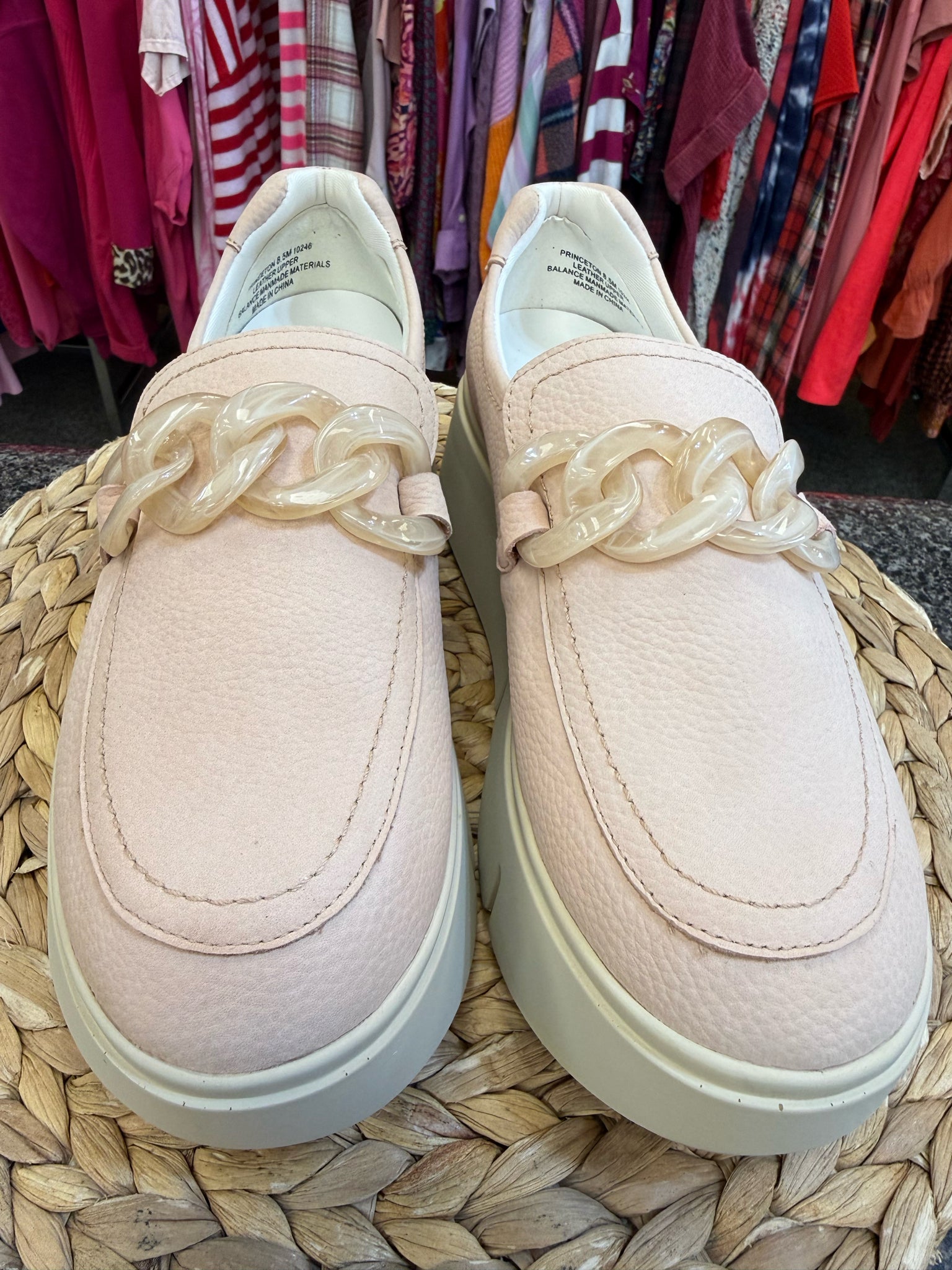 New with Tag NAKED FEET Light pink Size 8.5 Shoe