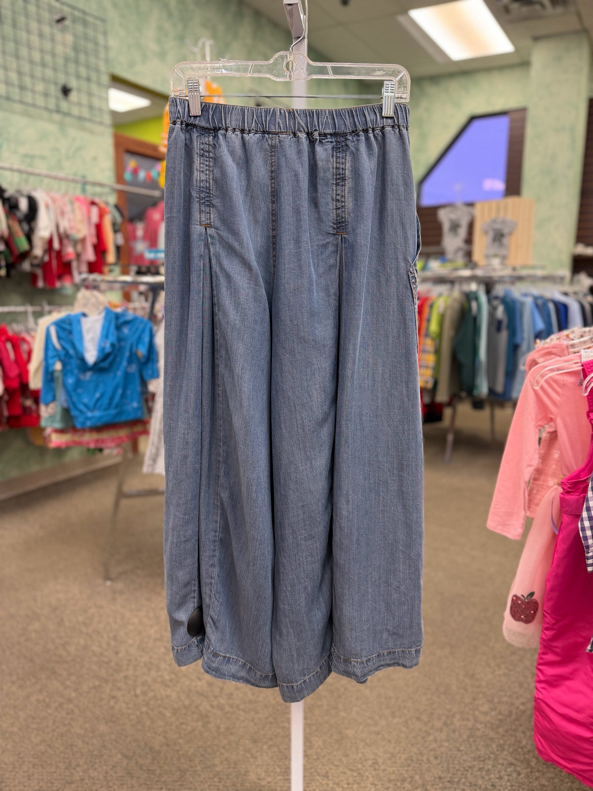 Pre-owned EASEL BLUE DENIM Size 8 Pants