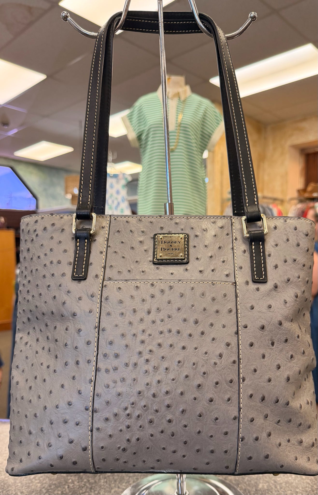 Pre-owned DOONEY&BOURKE Gray Animal Tote Designer Purse