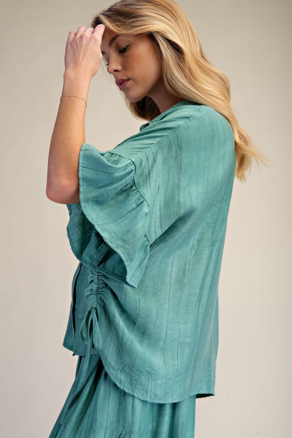 New EASEL Green Dr Size S Short Sleeve PantSet