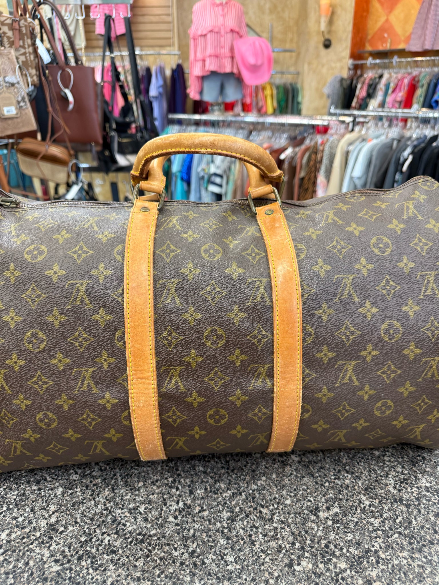 Pre-owned LOUIS VUITTON Dark brown TAN SIGNATURE Duffel Designer Purse