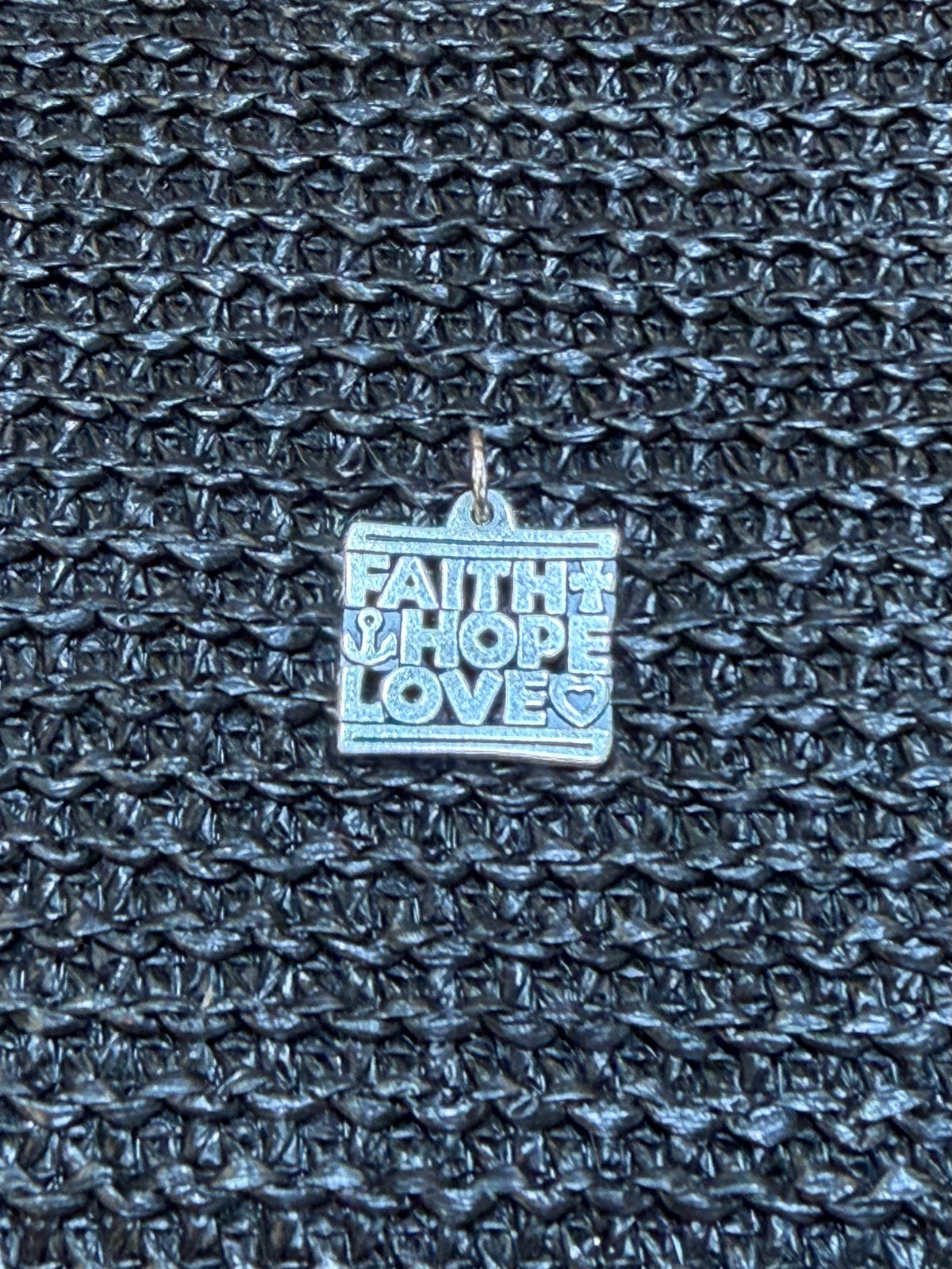 Pre-owned JAMES AVERY STERLING SILVER Designer Charm