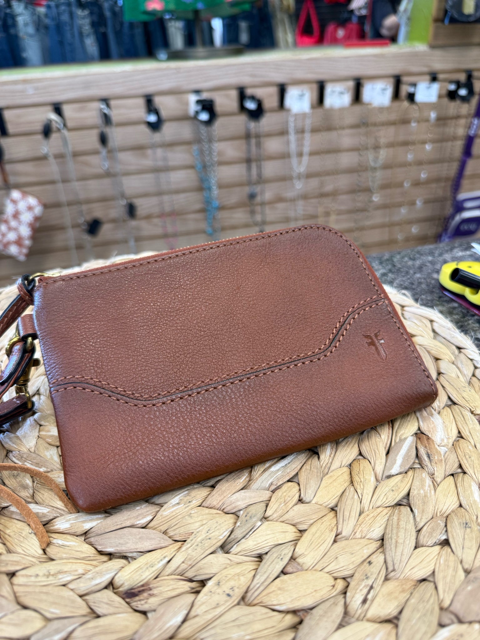 Pre-owned FRYE Brown Wristlet Designer Purse