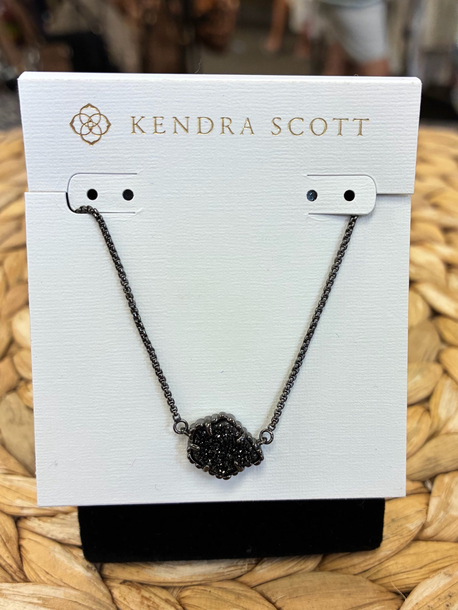 Pre-owned KENDRA SCOTT Black Sparkle Designer Necklace