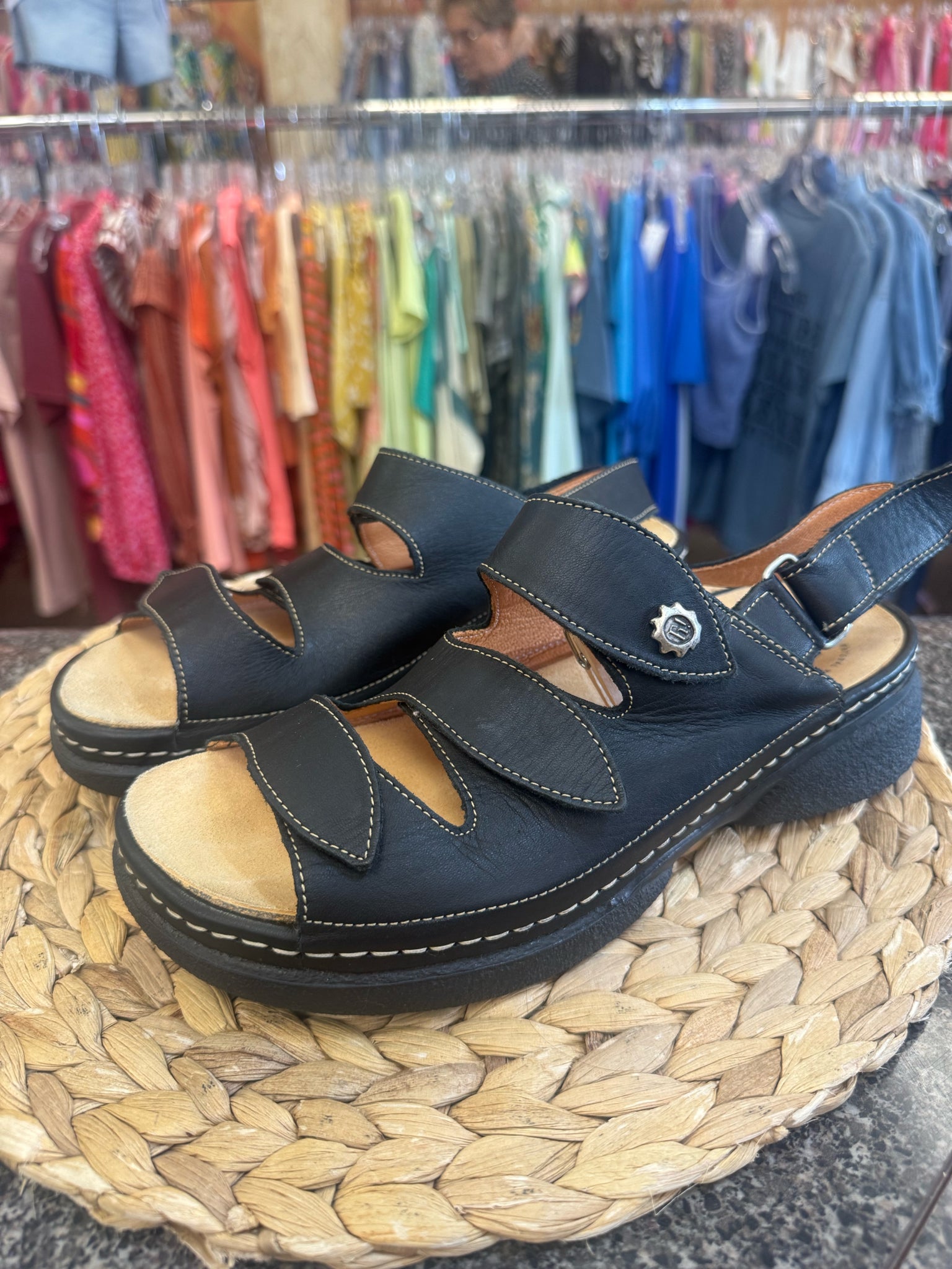Pre-owned Think! Black Size 8.5 Designer Sandal