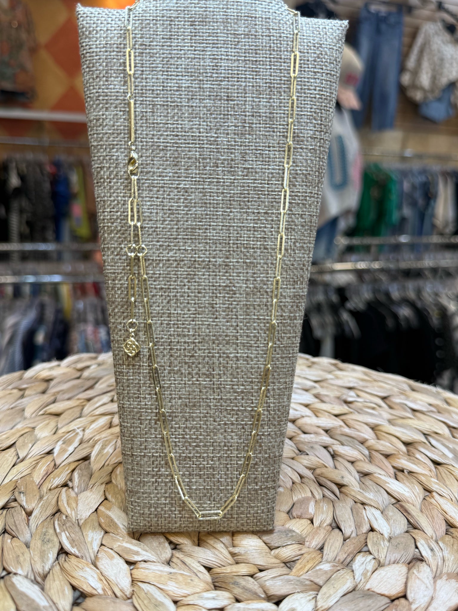 Pre-owned KENDRA SCOTT Gold Designer Necklace