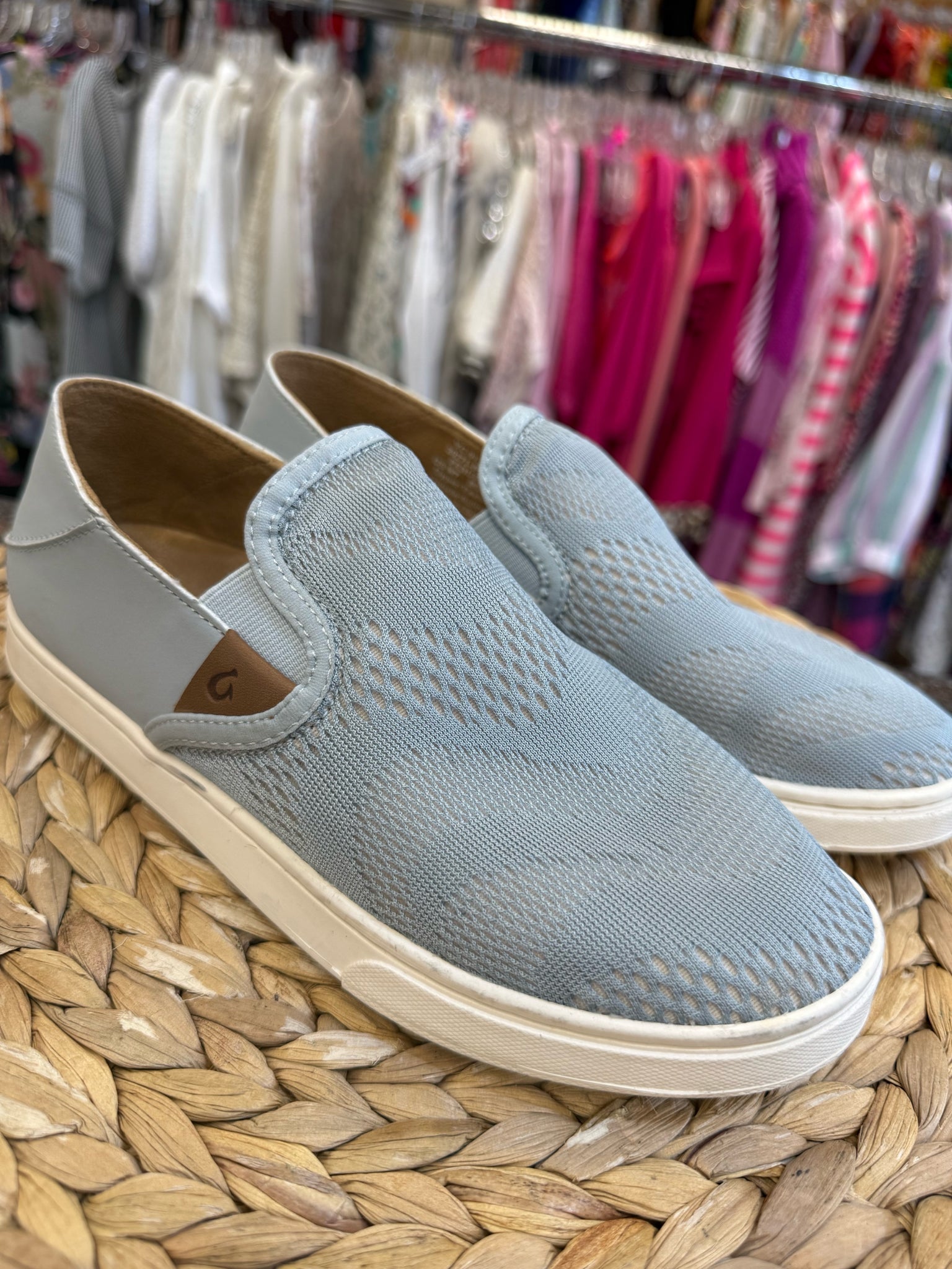 Pre-owned OLUKAI Light blue Size 7 Designer Shoe