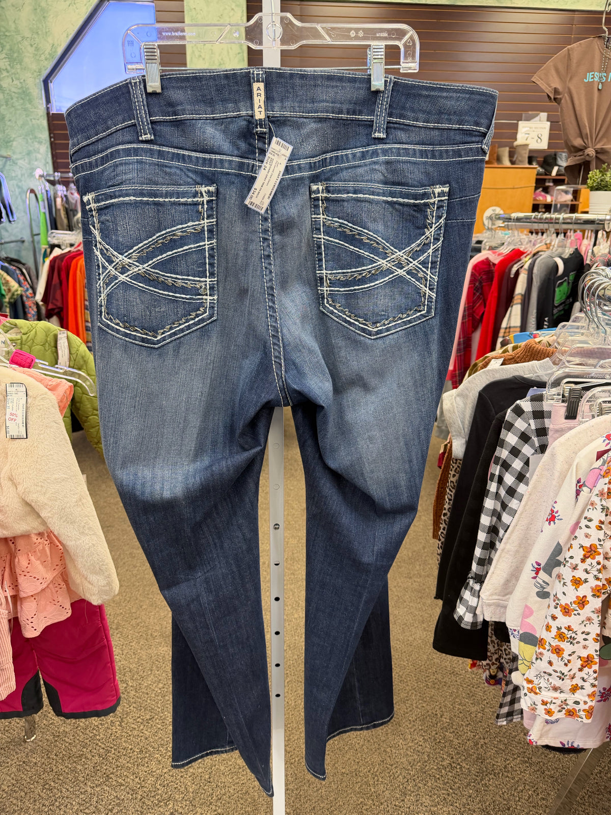 Pre-owned ARIAT Dark Denim Size: 24 Jean