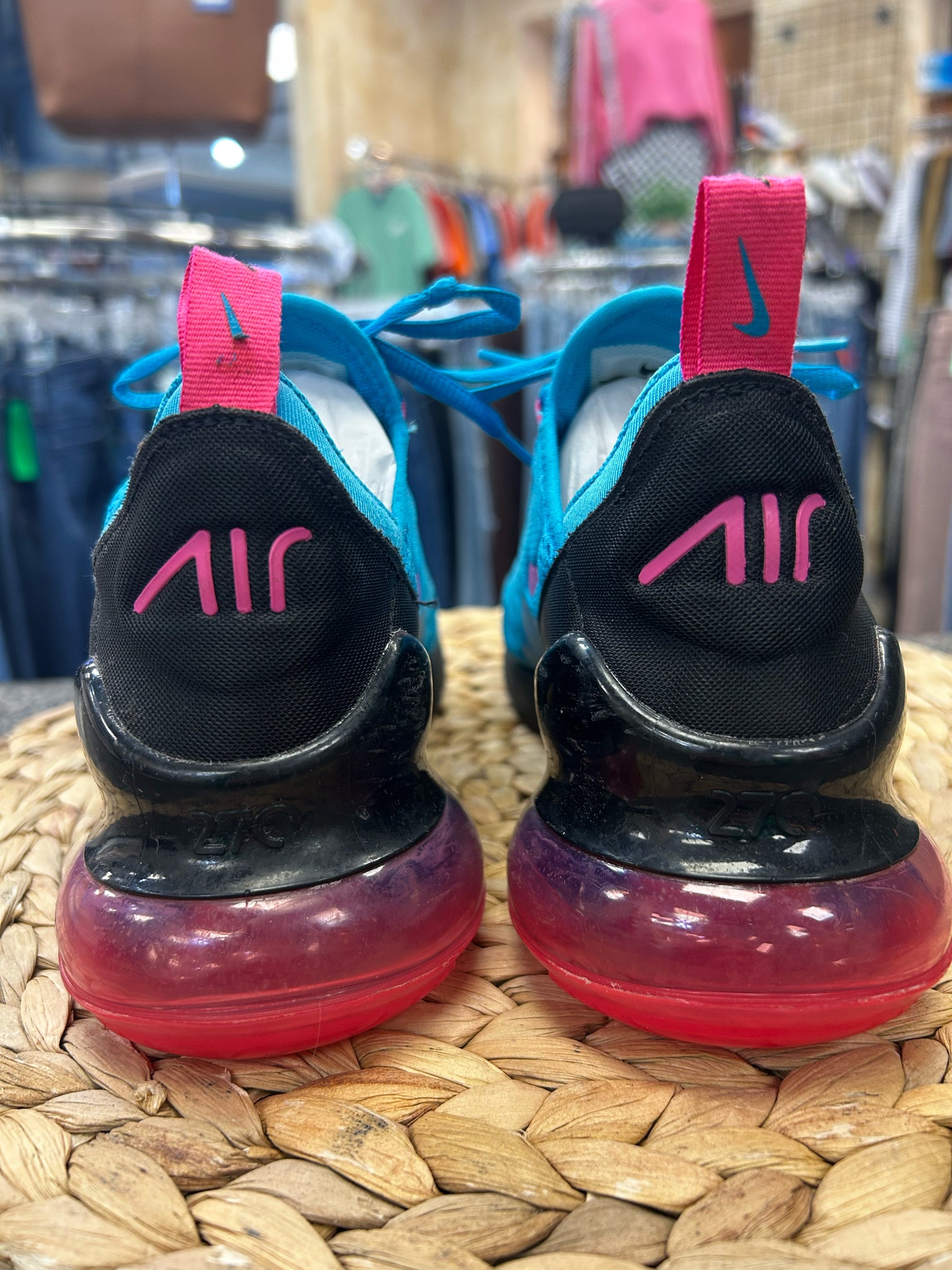 Pre-owned NIKE Turquoise Hot Pink Shoe Size 5 GIRLS Designer Sneaker