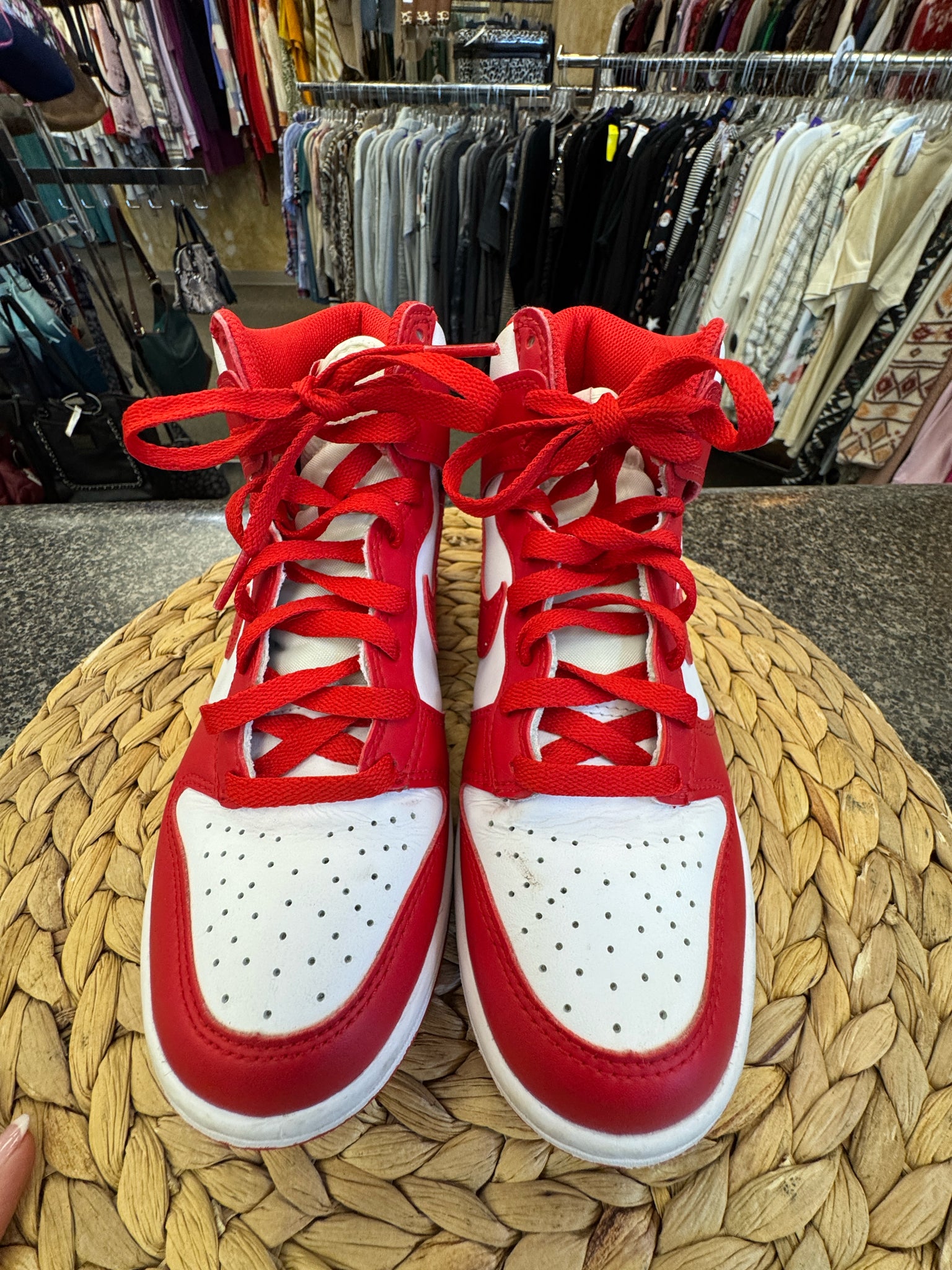 Pre-owned NIKE Red White C-SIZE 5.5 Boys Designer Sneaker