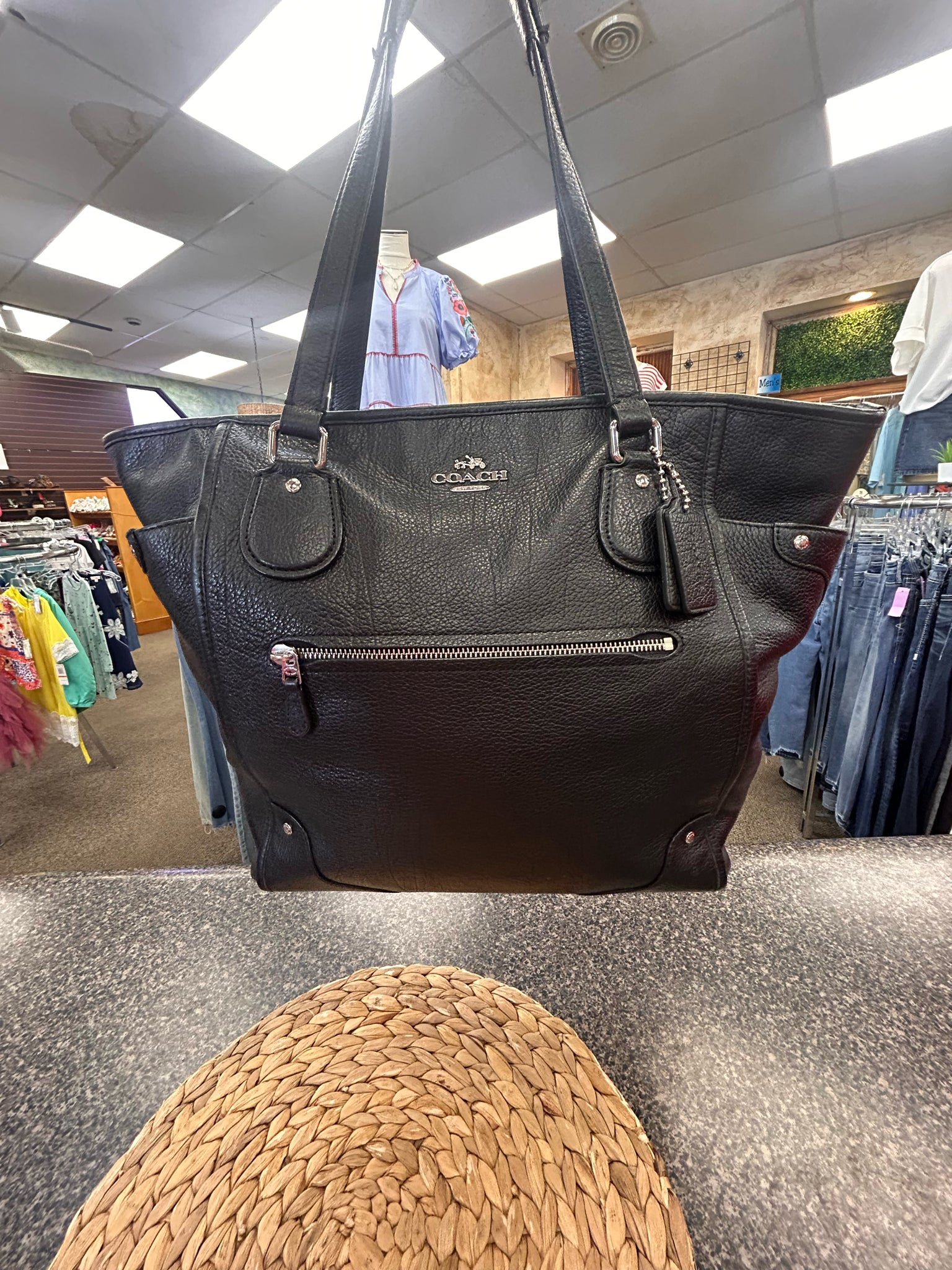 Pre-owned COACH Black Shoulder Designer Purse