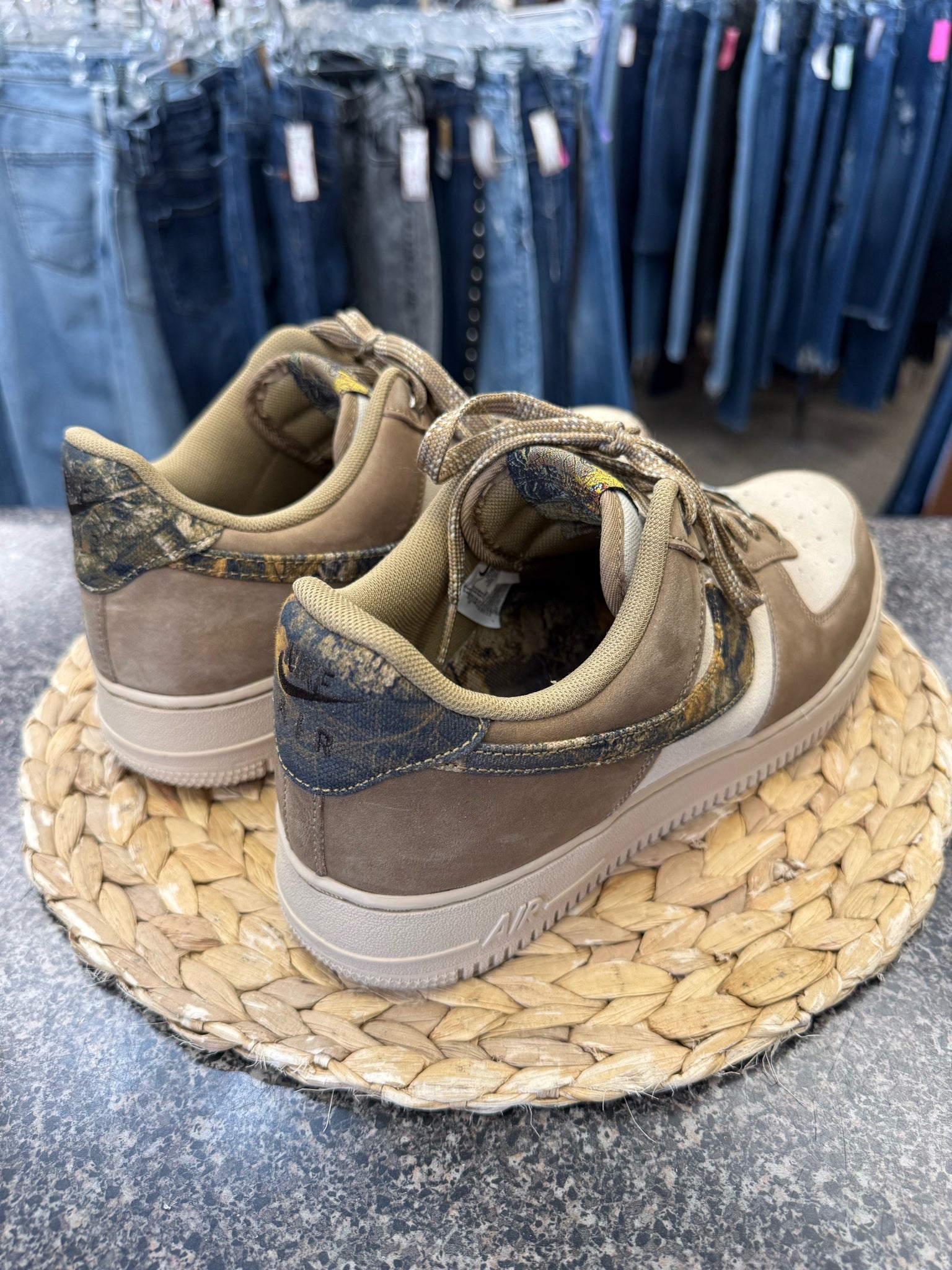 Pre-owned NIKE Light brown Cream SHOE SIZE 11 MENS Designer Sneaker