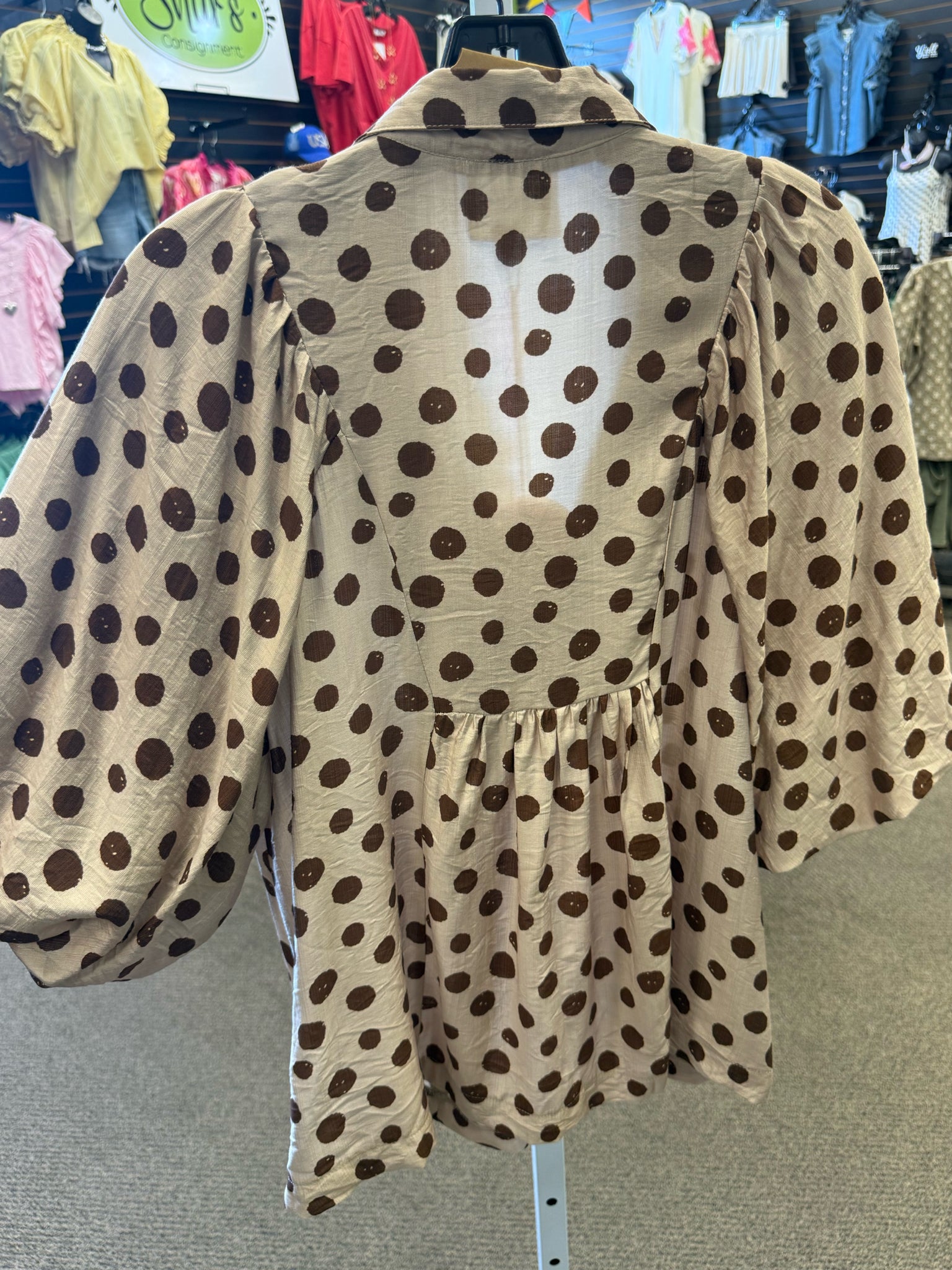 New UMGEE Brown polka Size: S Short Sleeve Blouse