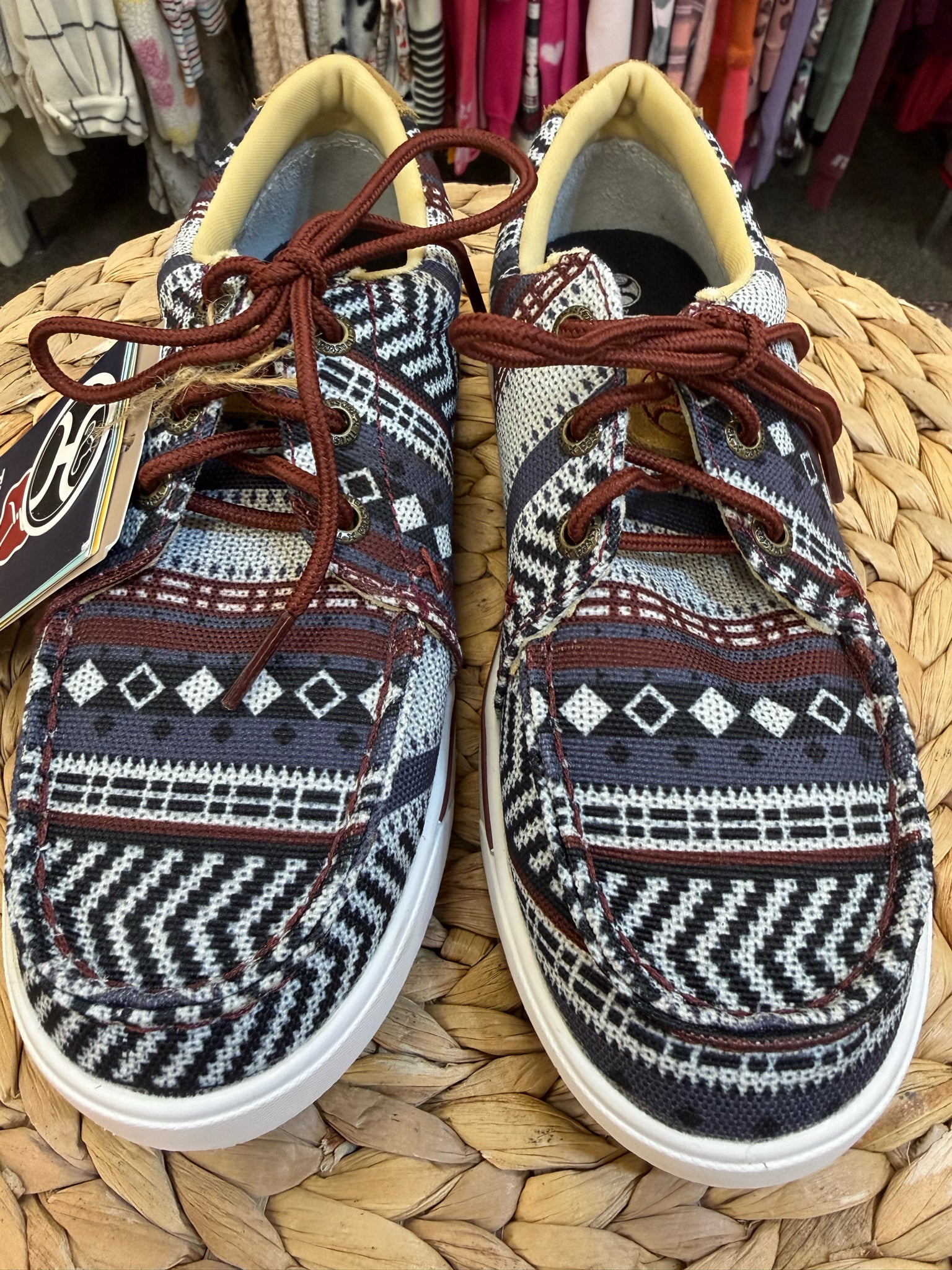 New with Tag TWISTED X Navy print Wine C-SIZE 2 Boys Shoes
