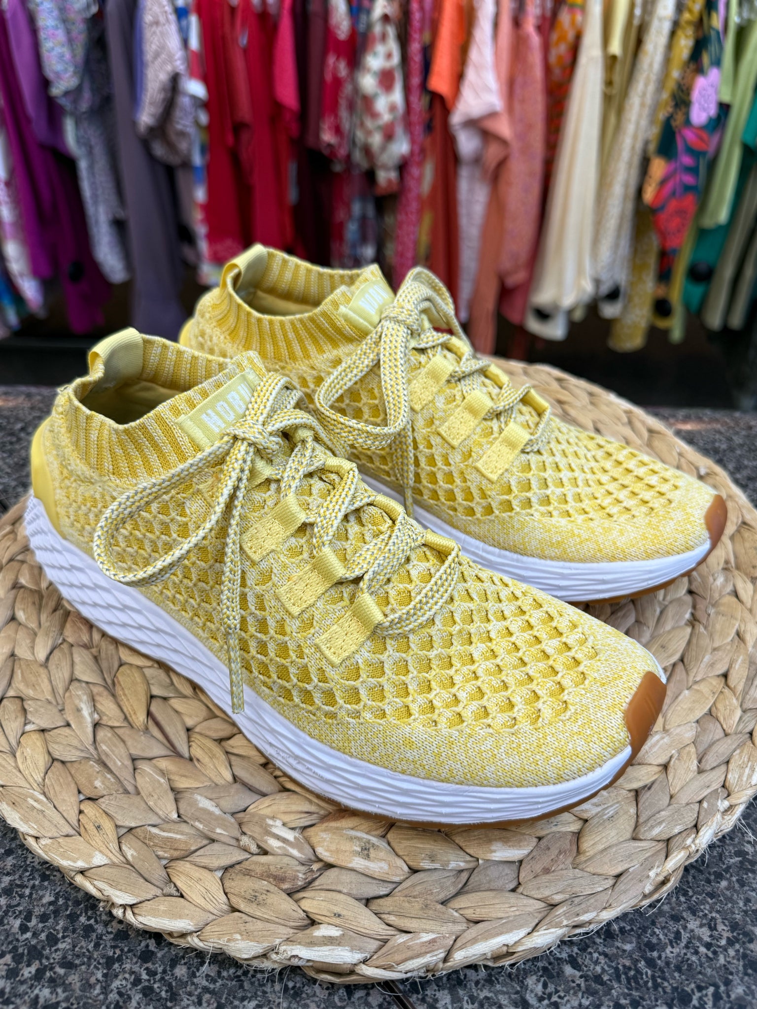 Pre-owned No Bull Yellow Size 6.5 Sneaker