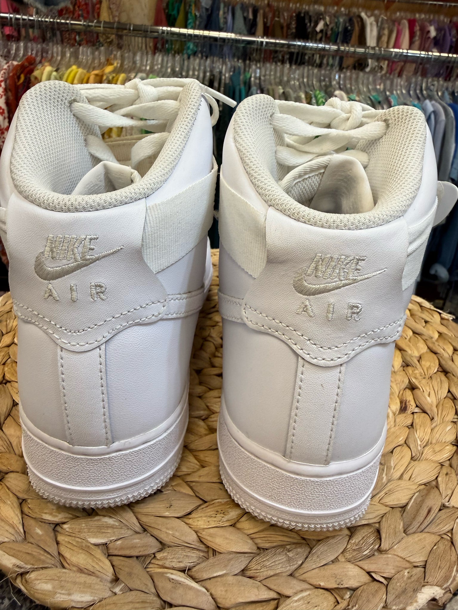 Pre-owned NIKE AIR FORCE White Size 8 Designer Sneaker