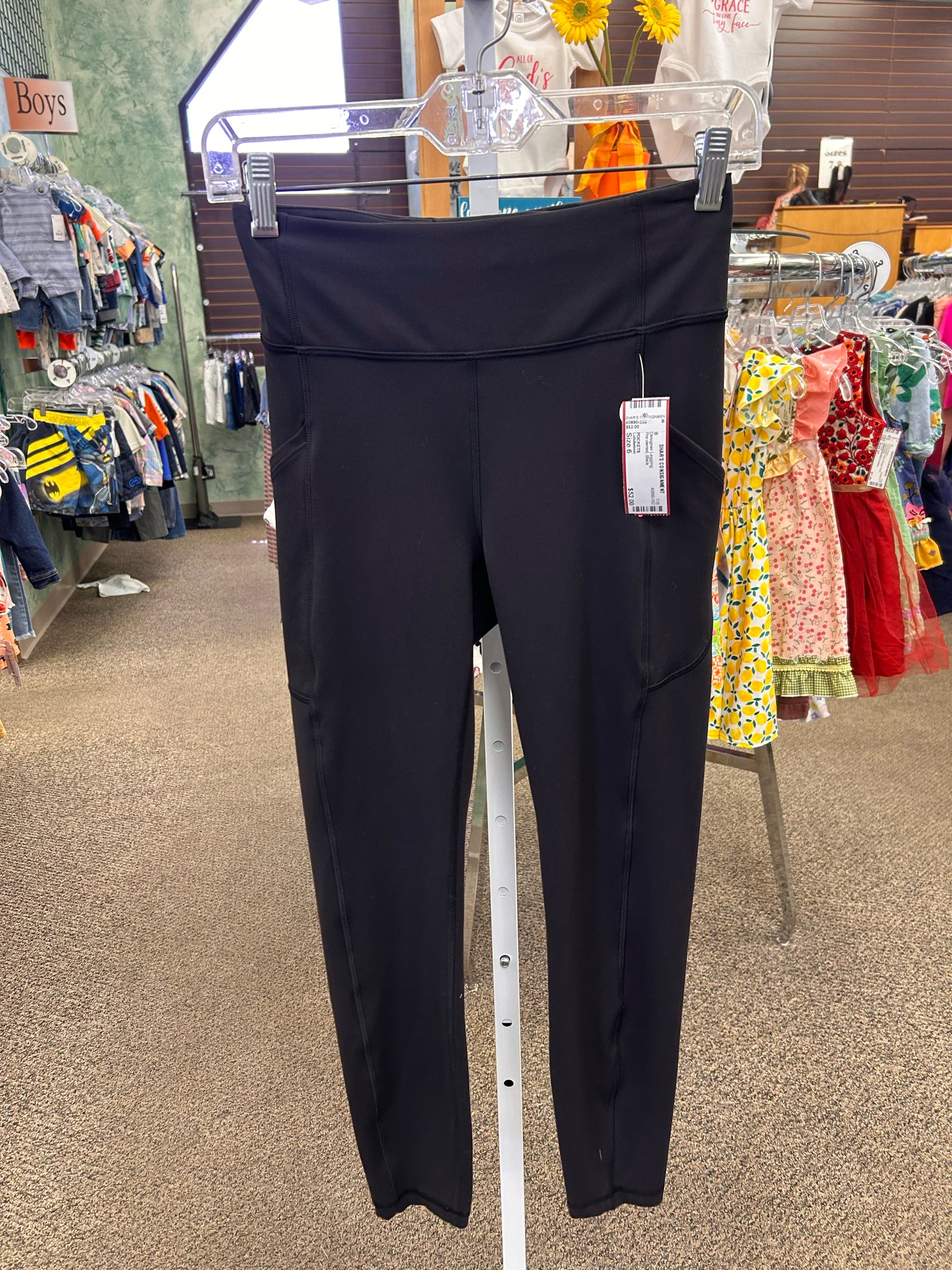 Pre-owned Lululemon Black Size: 6 Designer Legging