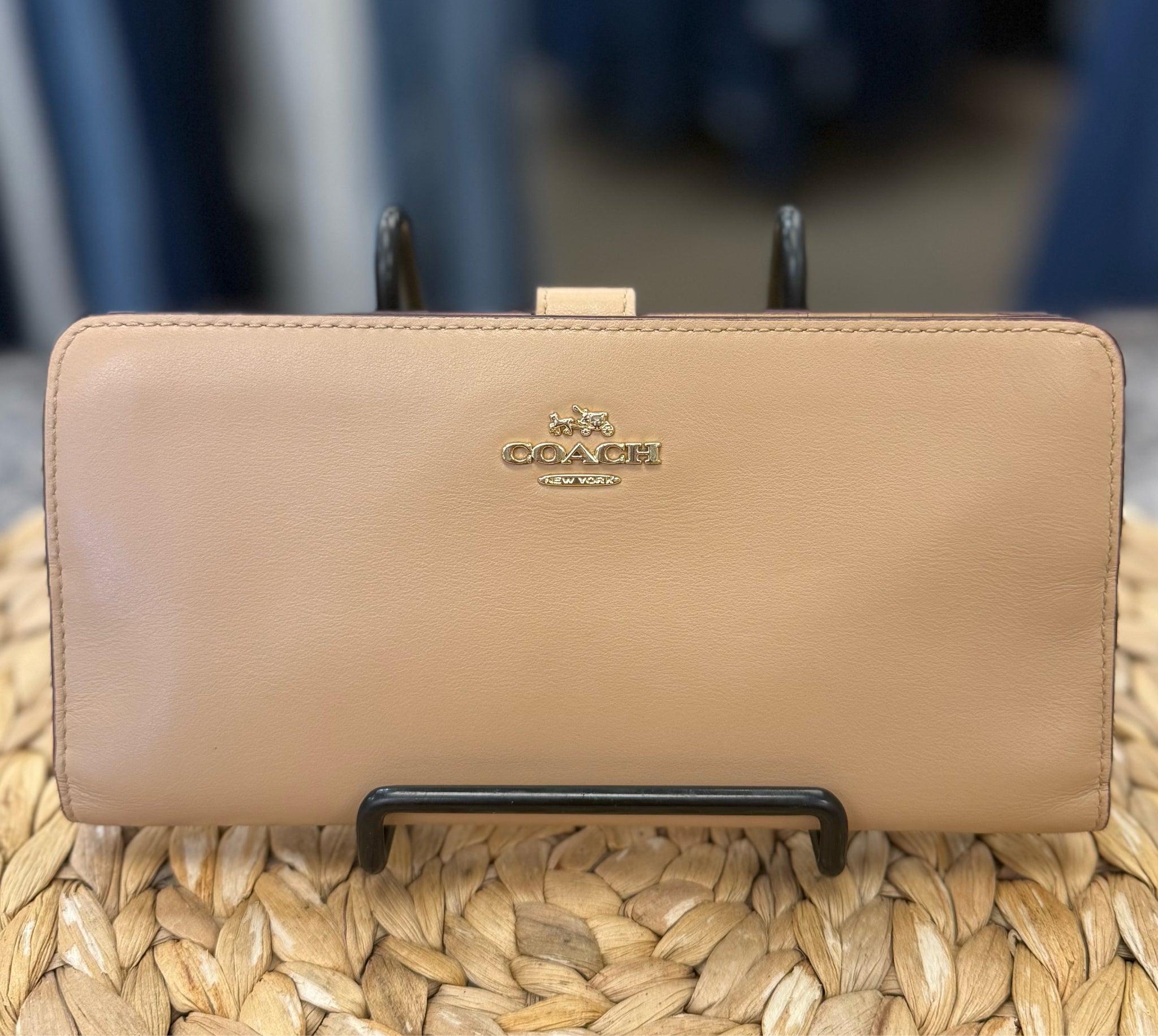 Pre-owned COACH Tan Designer Wallet