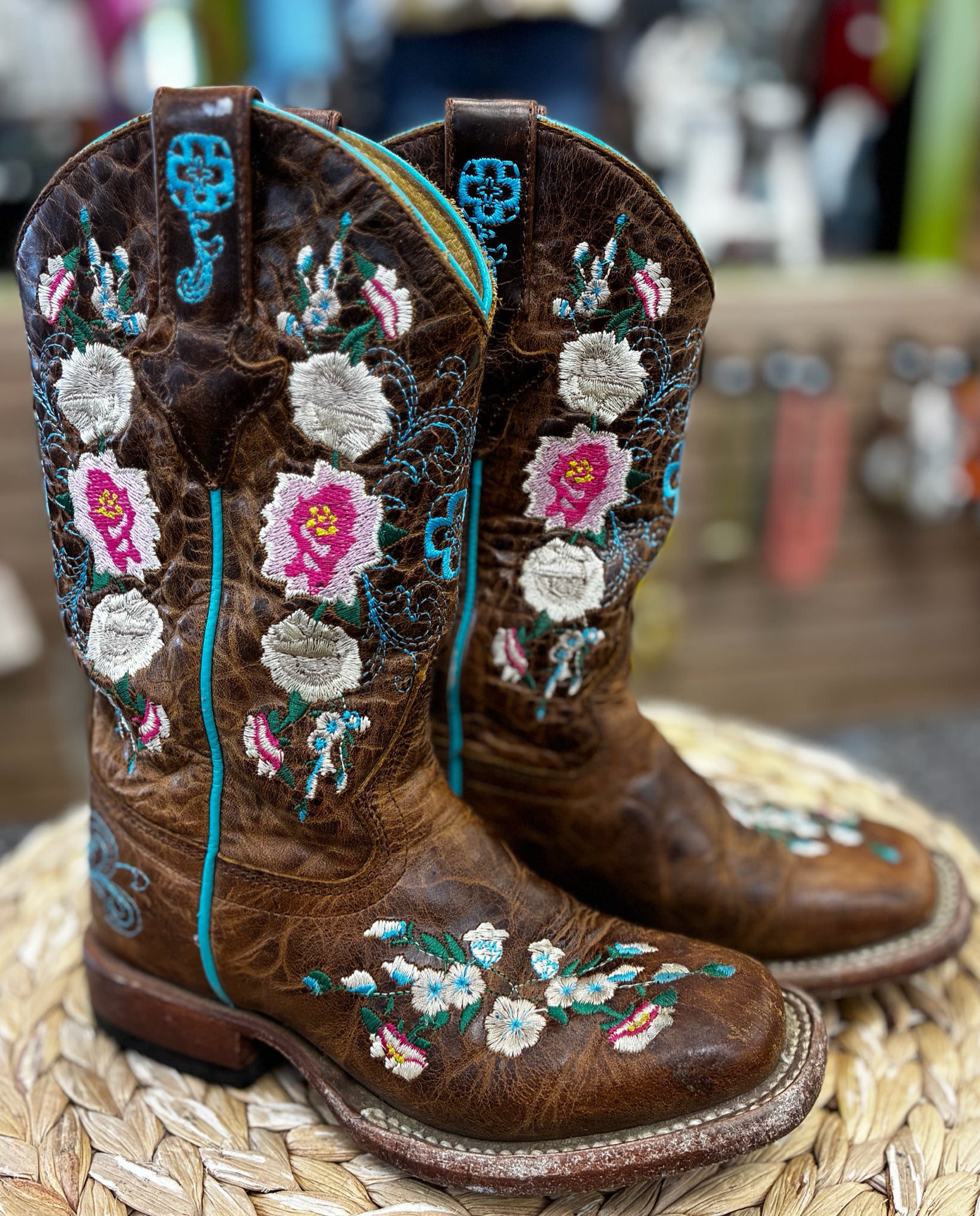 Pre-owned MACIE BEAN Brown Pink Floral Shoe Size 11 Girls Boot