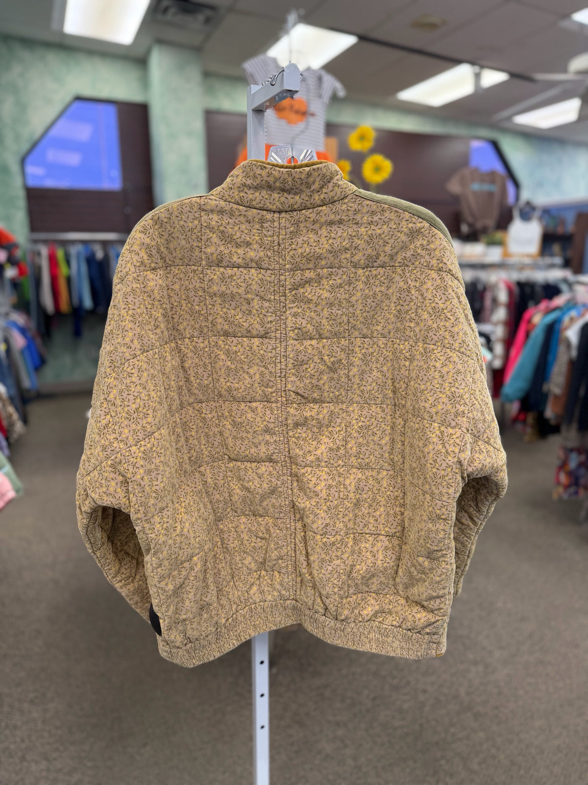 Pre-owned IN LOOM Tan Yellow Floral Size L Long Sleeve Coat