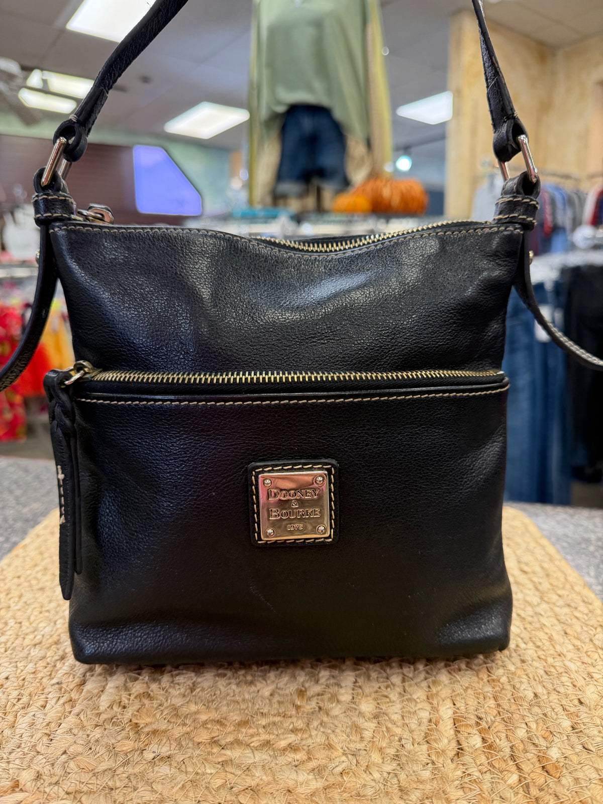 Pre-owned DOONEY&BOURKE Black Gold Trim Crossbody Designer Purse