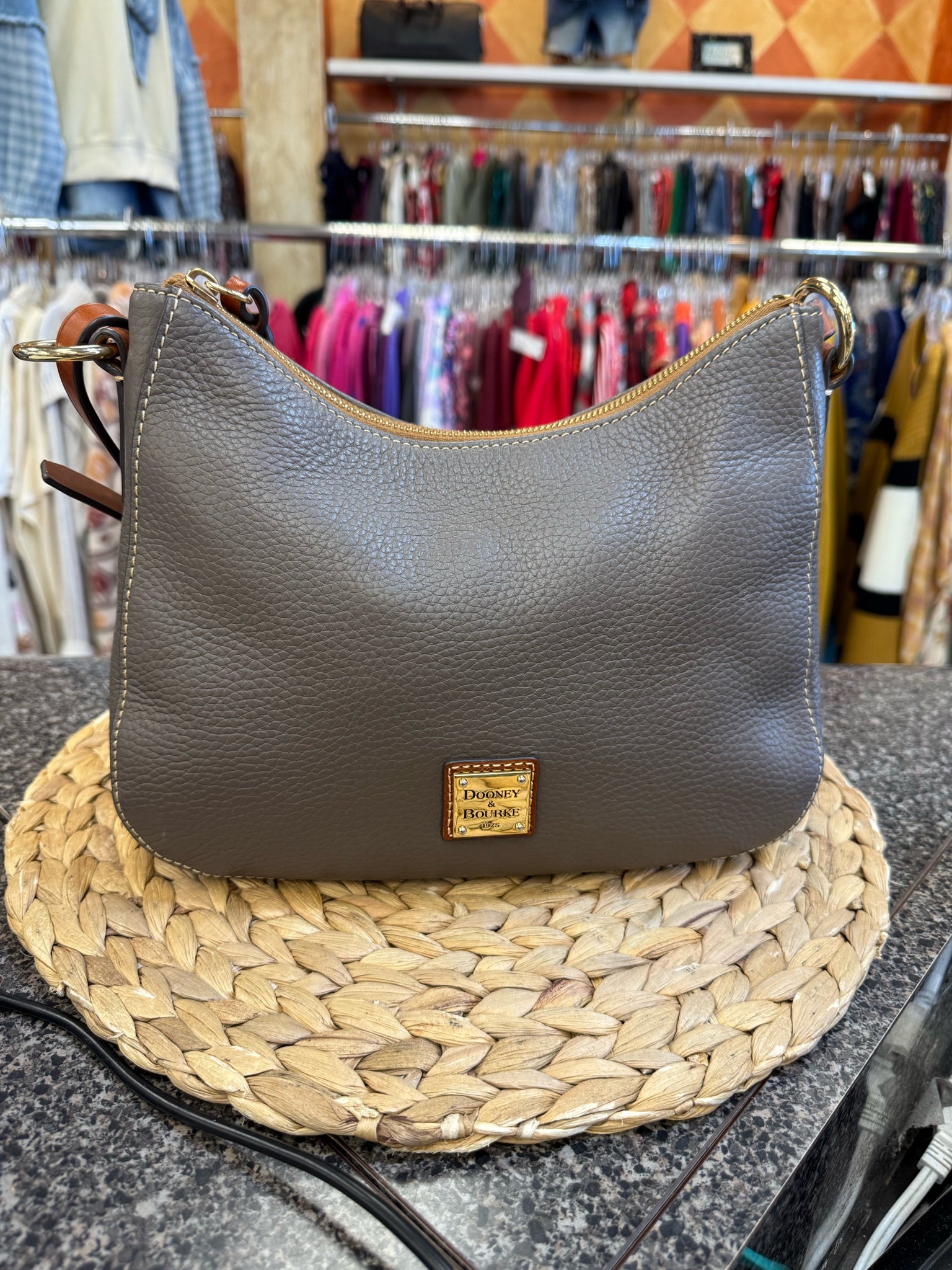 Pre-owned DOONEY&BOURKE Taupe Tan Shoulder Designer Purse