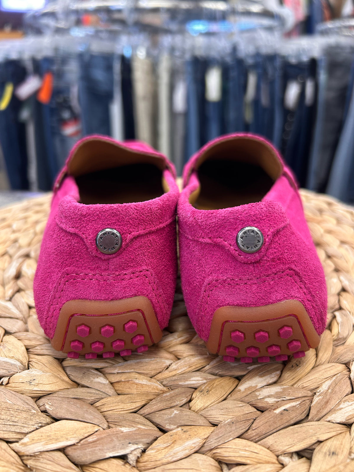 New Without Tag ARIAT Hot pink Size 7 Shoe