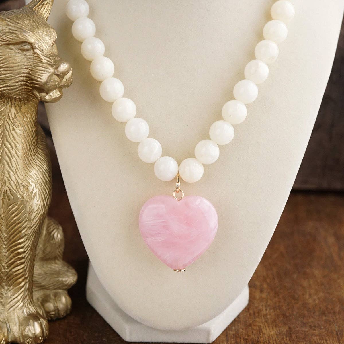Chunky Statement Necklace – Chunky Beaded Heart Pendant Necklace: Turquoise
