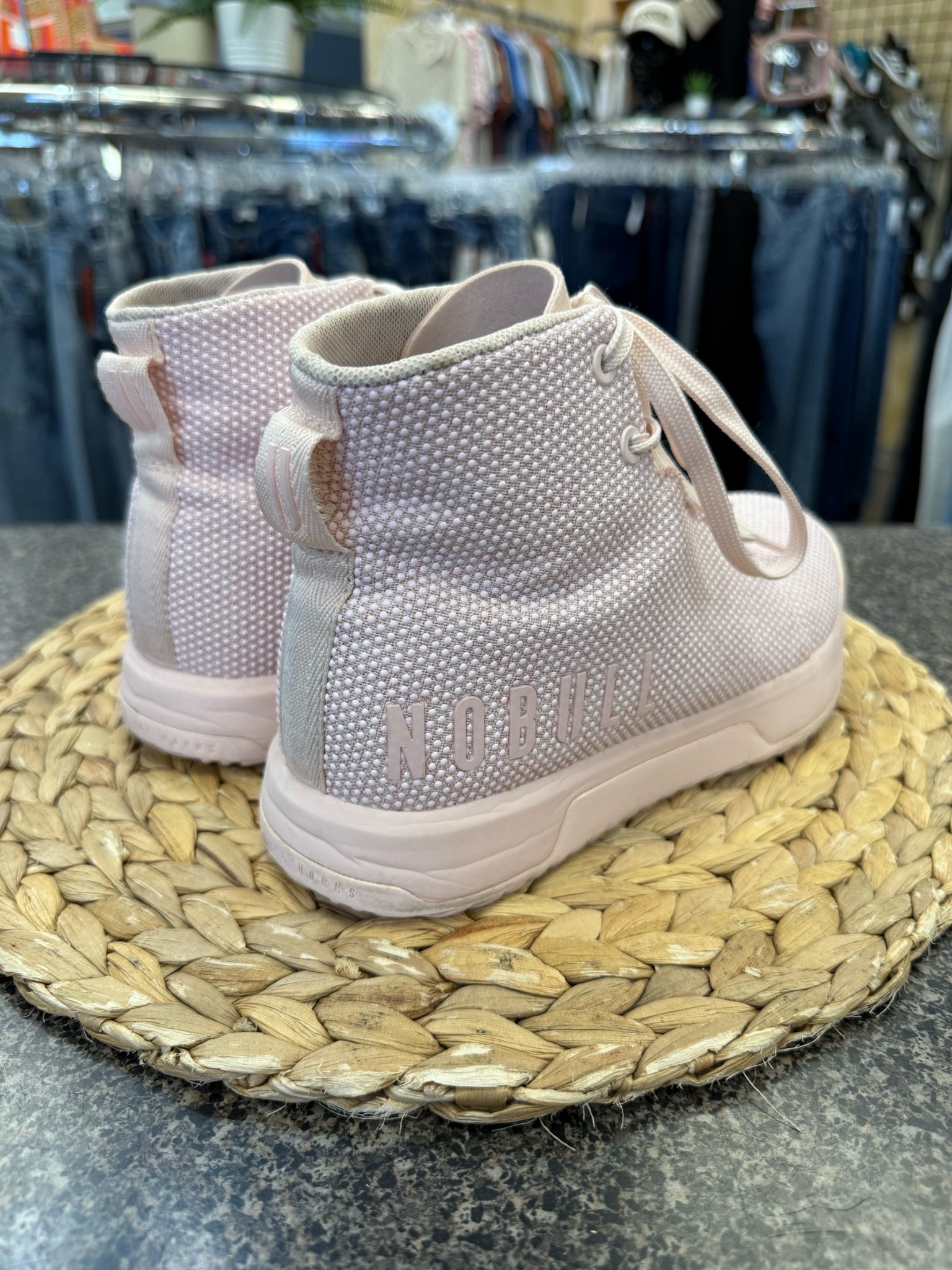 Pre-owned No Bull Pale pink Size 7 Designer Sneaker