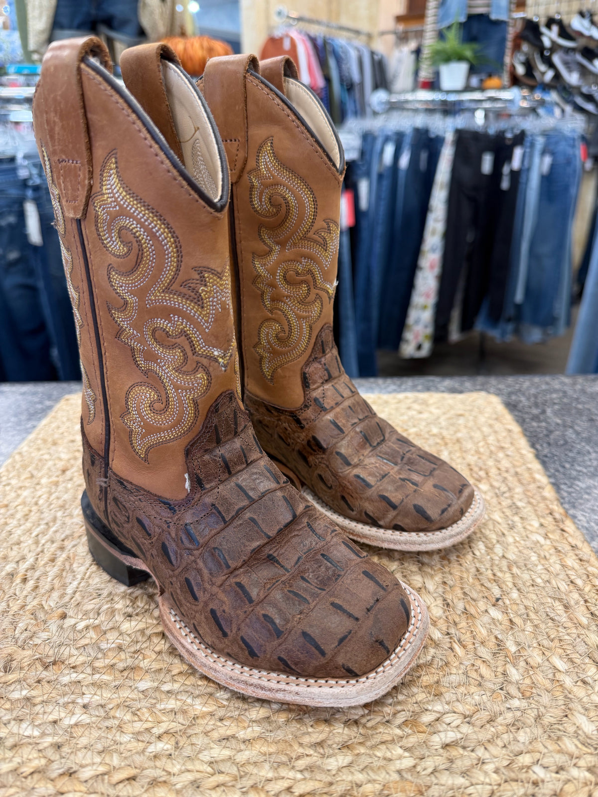 Pre-owned OLD WEST Dark brown Tan Trim C-SIZE 9.5 Boys Boots