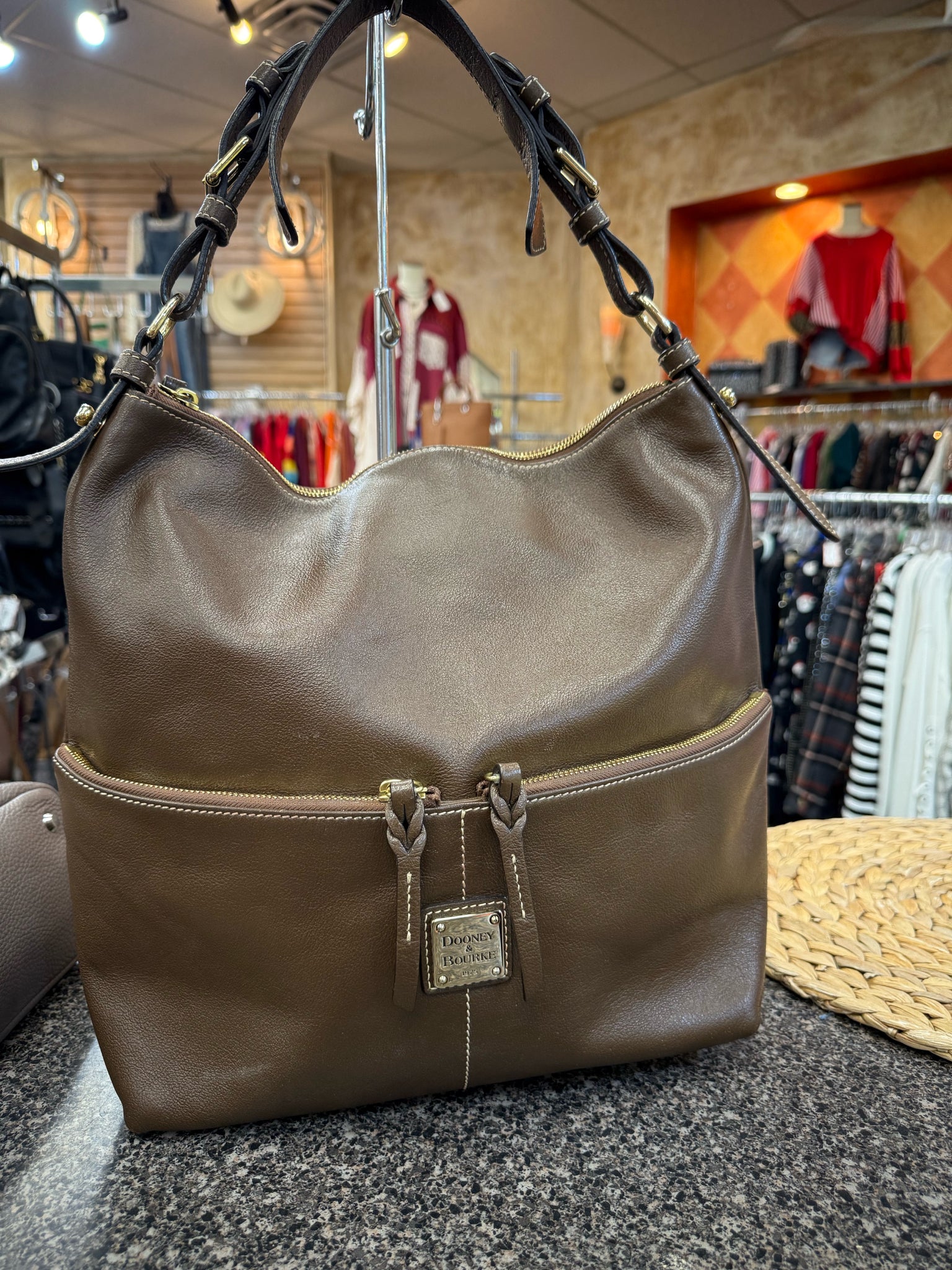 Pre-owned DOONEY&BOURKE Brown Shoulder Designer Purse