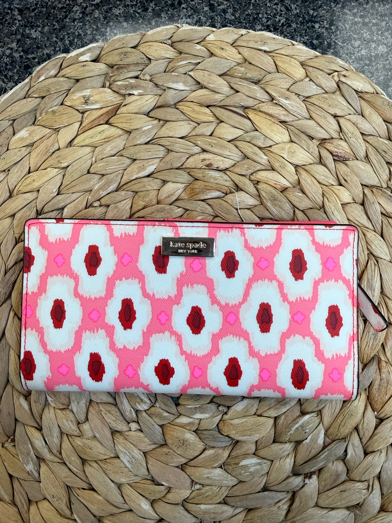 Pre-owned KATE SPADE Pink print Red WALLET SIZE M Wallet