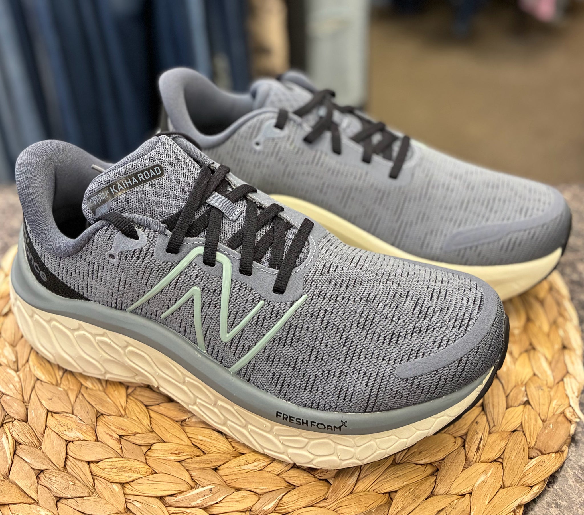 New Without Tag NEW BALANCE Dusty blue Off-white Size 9.5 Designer Sneaker