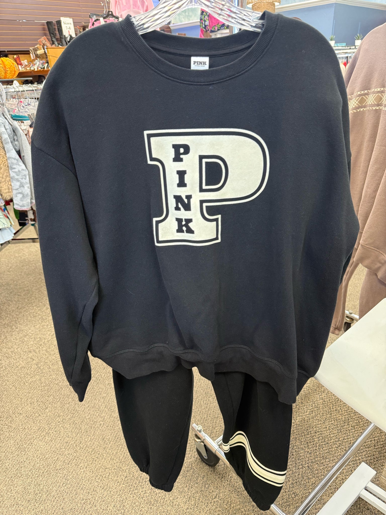 Pre-owned PINK Black Cream Trim Dr Size 16 Long Sleeve PantSet