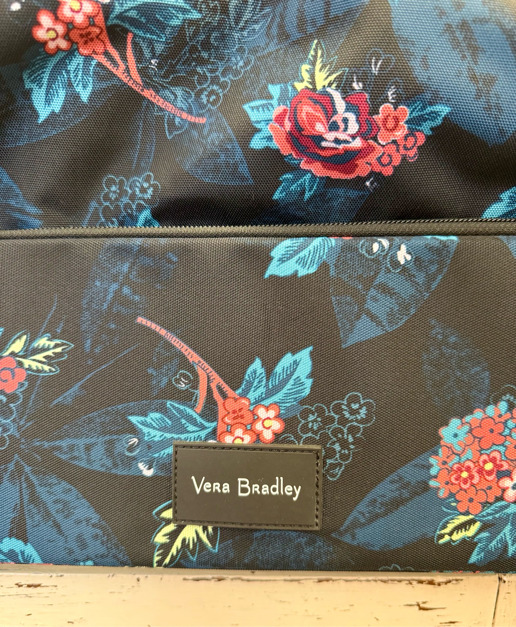 Pre-owned VERA BRADLEY Black floral Dark Teal Designer Purse