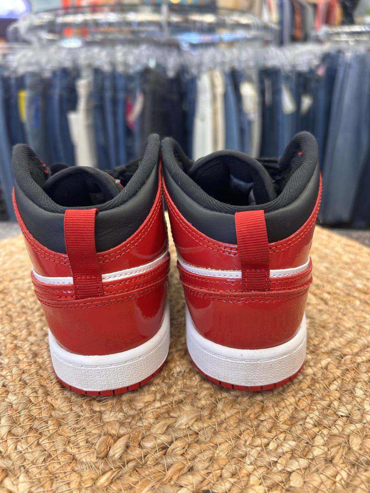 Pre-owned Nike Air Jordan Red Black Trim C-SIZE 2 Boys Designer Sneaker