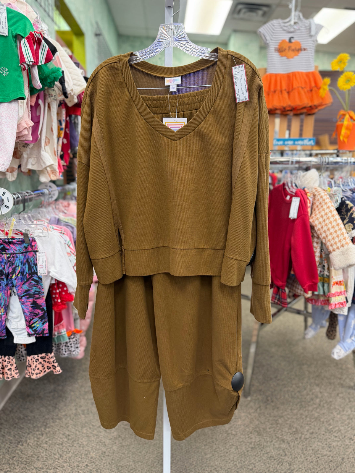New with Tag LULAROE Brown Dr Size 12/14 Long Sleeve PantSet