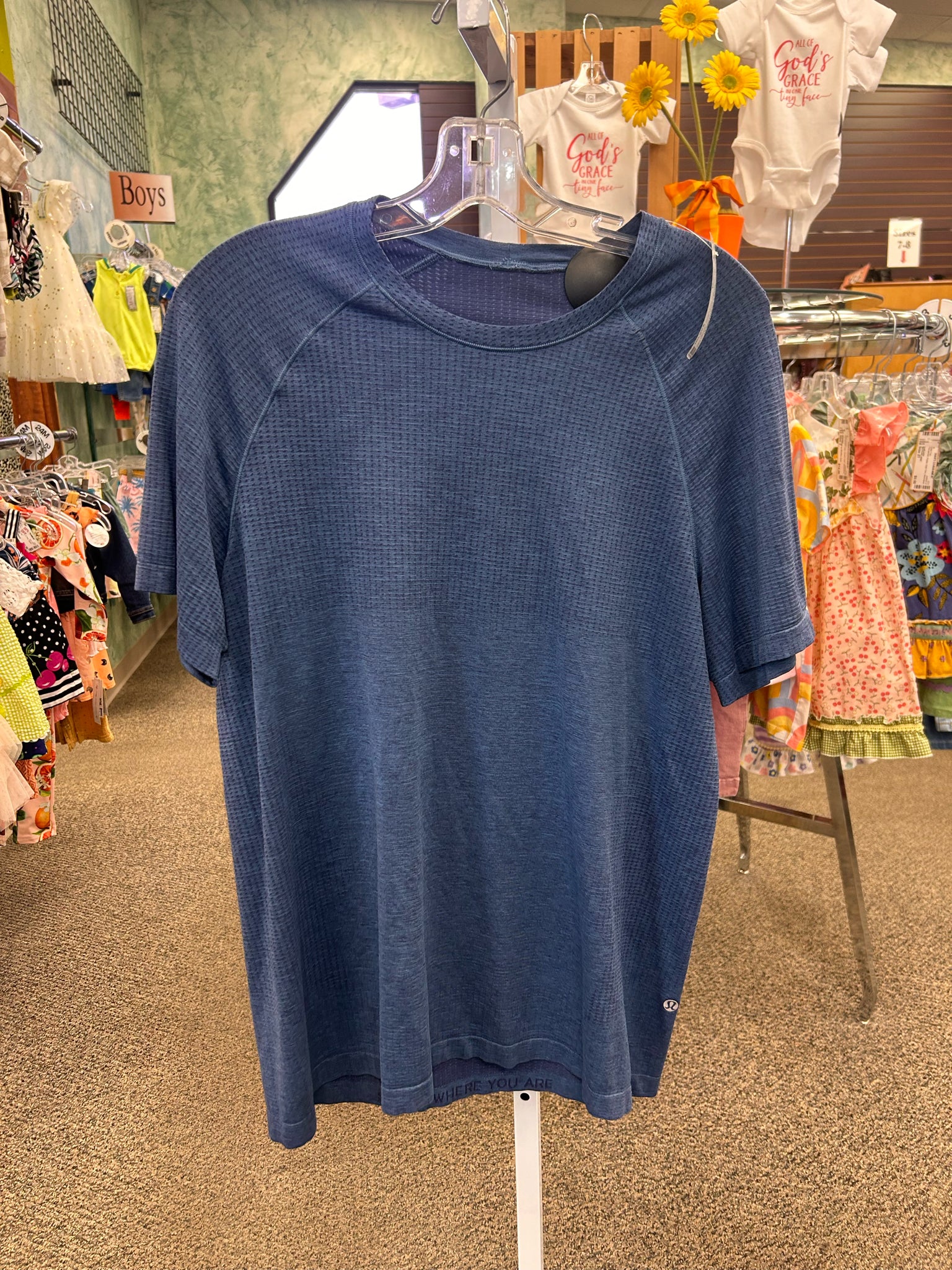 Pre-owned Lululemon Blue blend Men Size M Short Sleeve MENS Shirts
