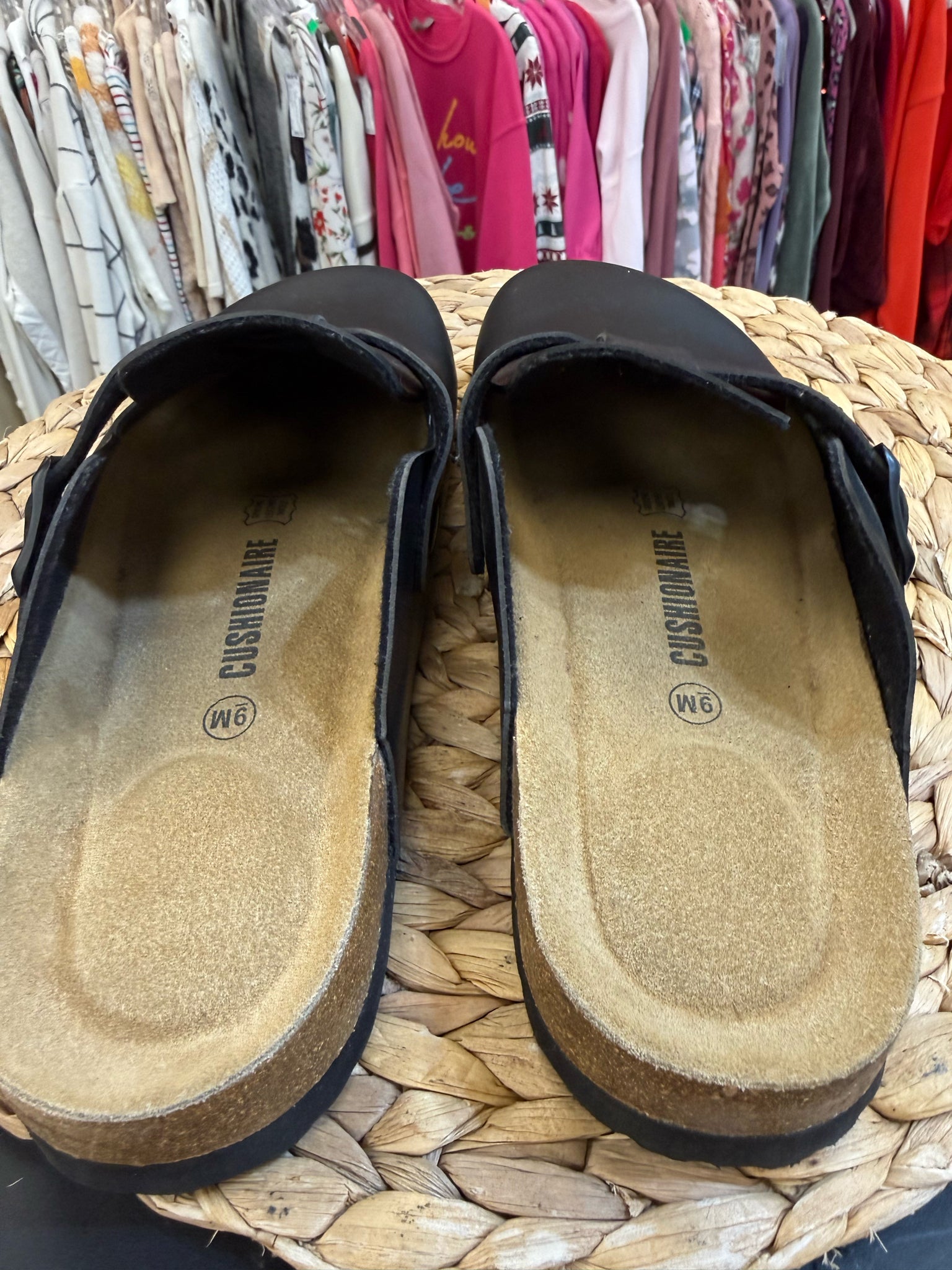 Pre-owned Cushionaire Black Size 9 Shoe