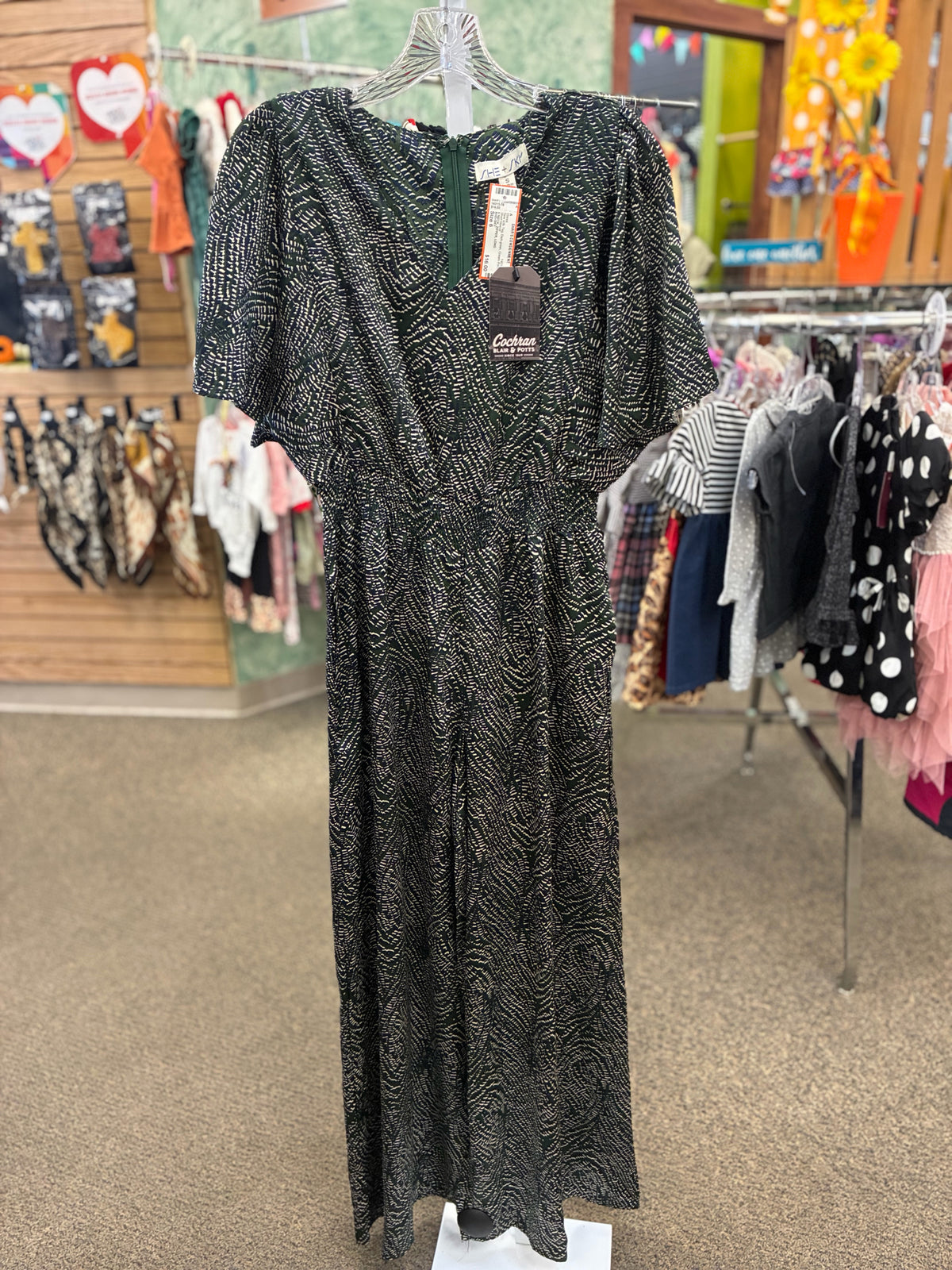 New with Tag SHE+SKY Dark green Cream Print Size 6 Short Sleeve Dress