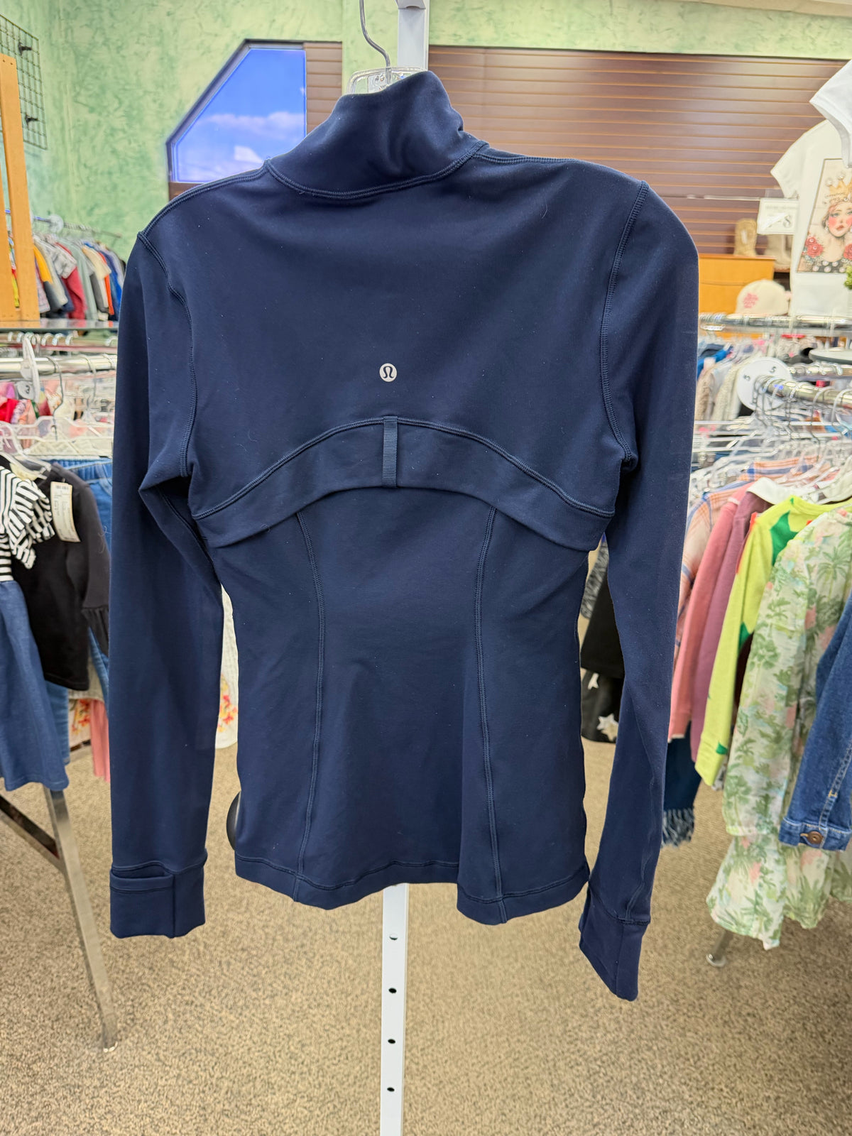 Pre-owned Lululemon Navy Size: S Long Sleeve Designer Light Wt Jacket