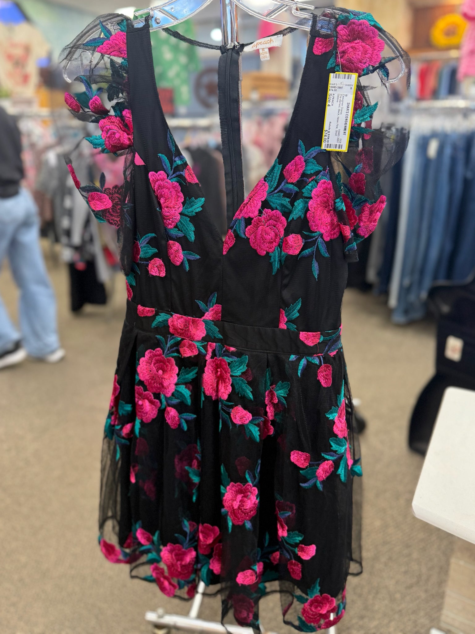 Pre-owned A PEACH Black Neon Pink Size 4 Short Sleeve Designer Dress