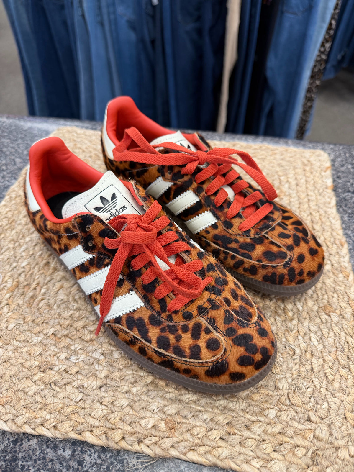Pre-owned ADIDAS Leopard Cream Trim Size 8 Designer Sneaker