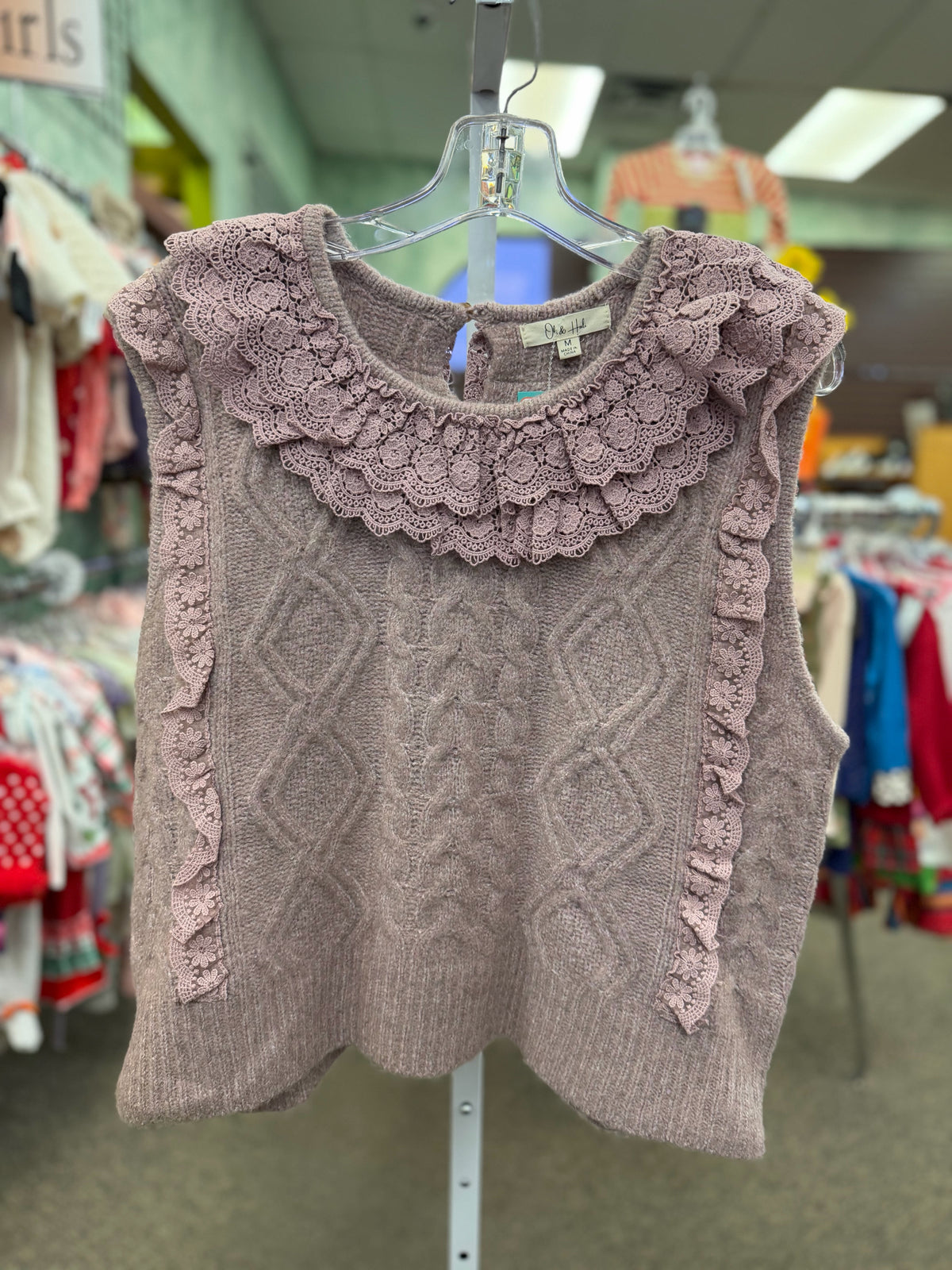 New with Tag OLI & HALI Lavender Size M Sleeveless Sweater